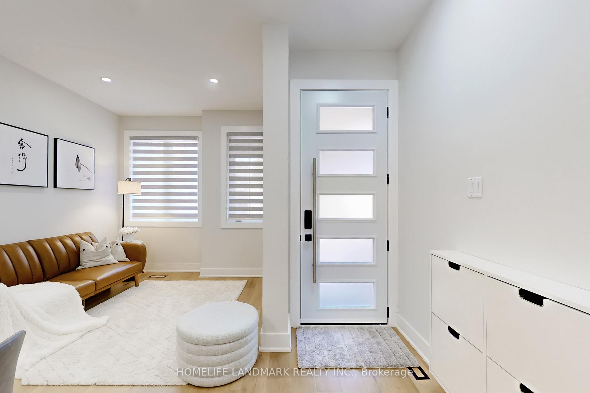 Photo 6 of 65 Hillmount Road, Markham, Cachet — HOMEH