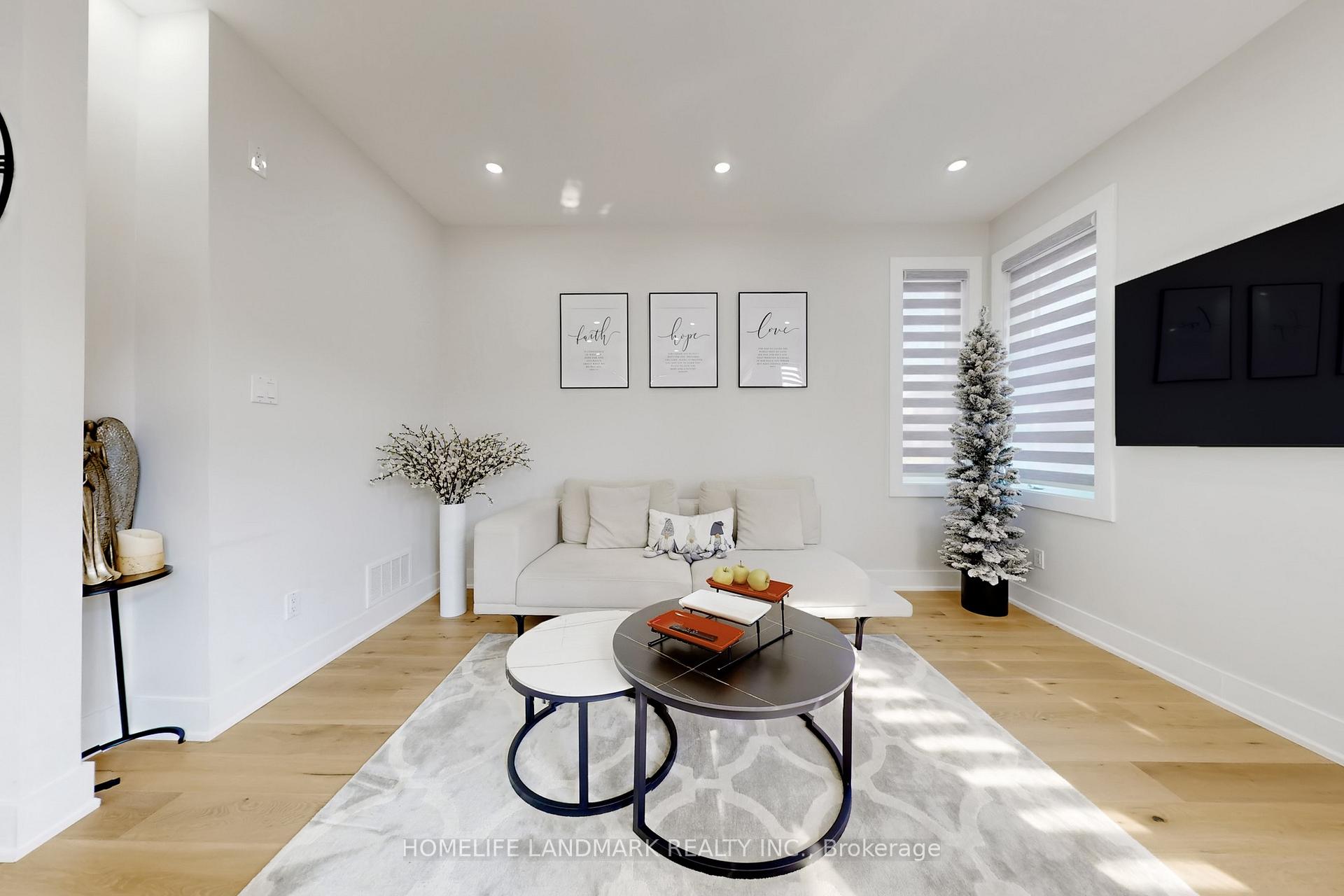 Photo 9 of 65 Hillmount Road, Markham, Cachet — HOMEH