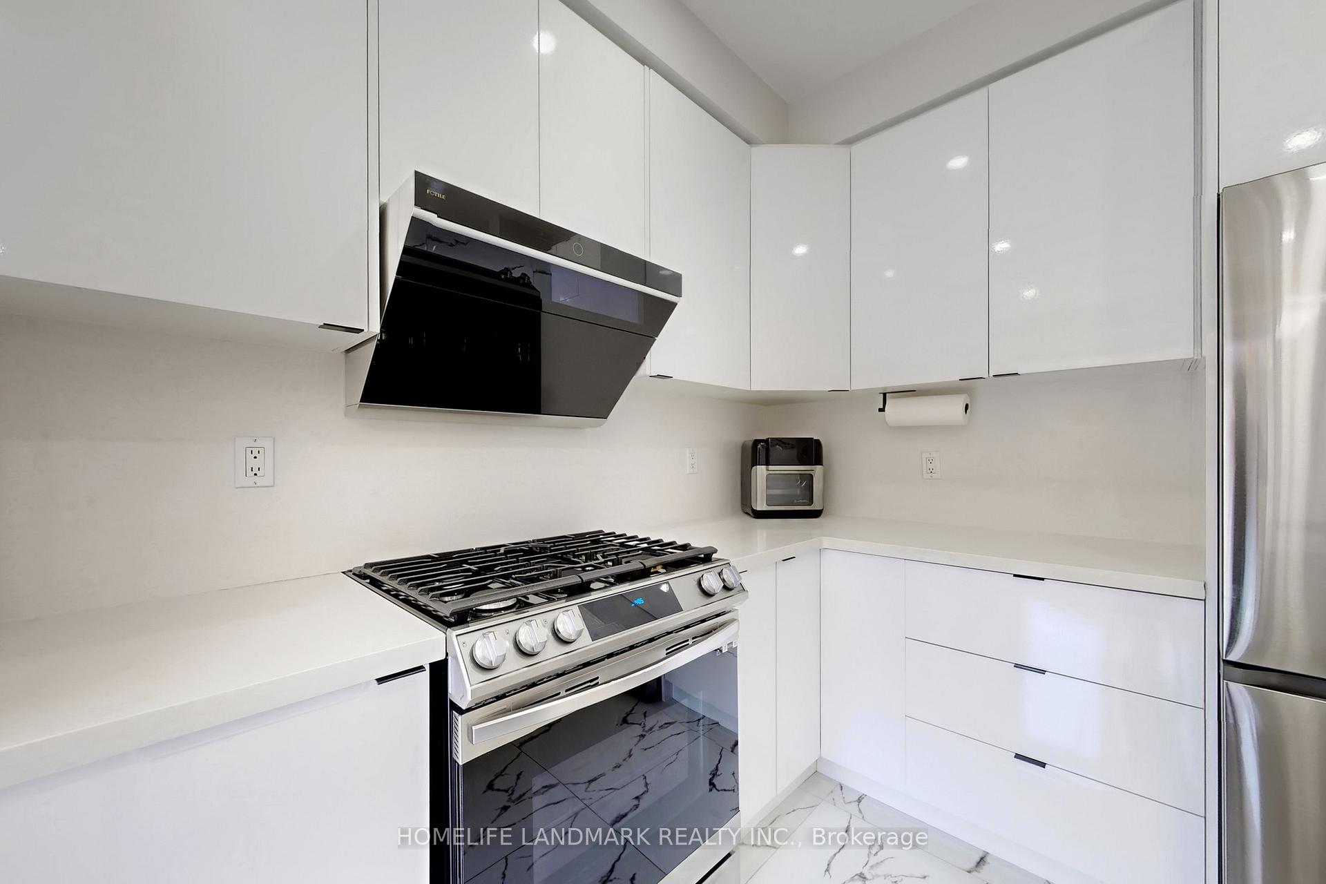 Photo 16 of 65 Hillmount Road, Markham, Cachet — HOMEH
