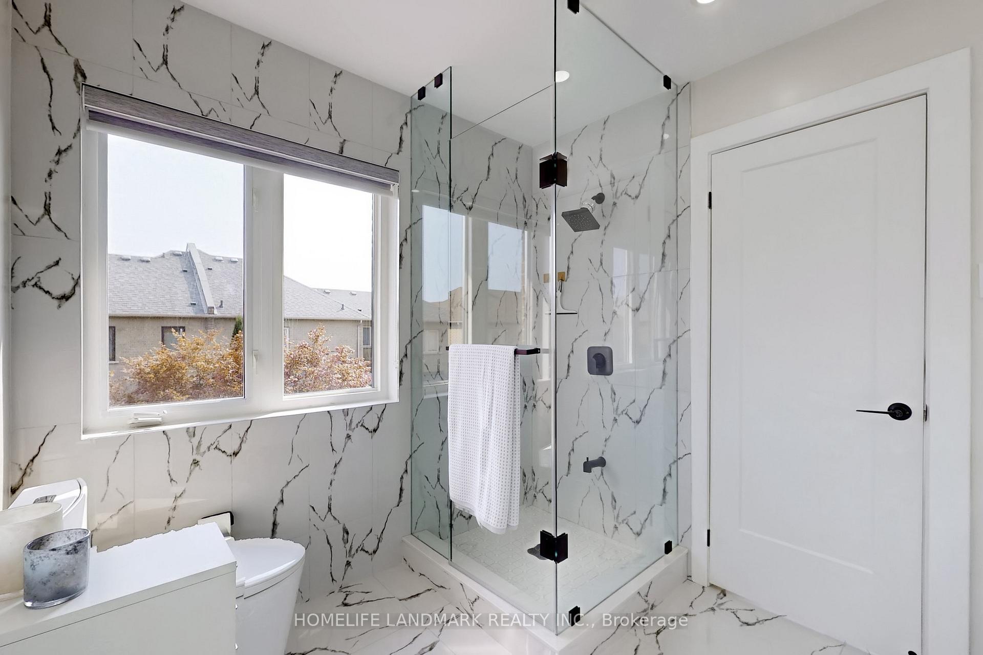 Photo 24 of 65 Hillmount Road, Markham, Cachet — HOMEH