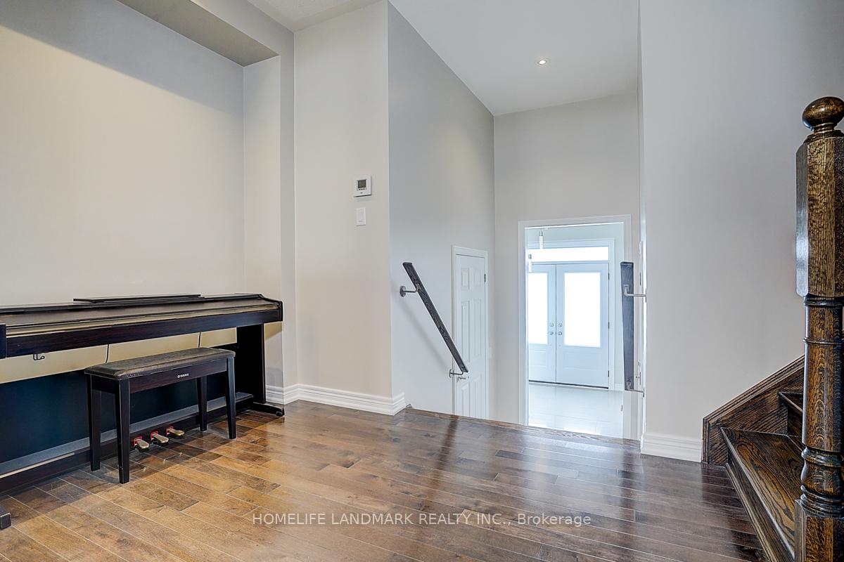 Photo 8 of 47 Percy Reesor Street, Markham, Berczy — HOMEH