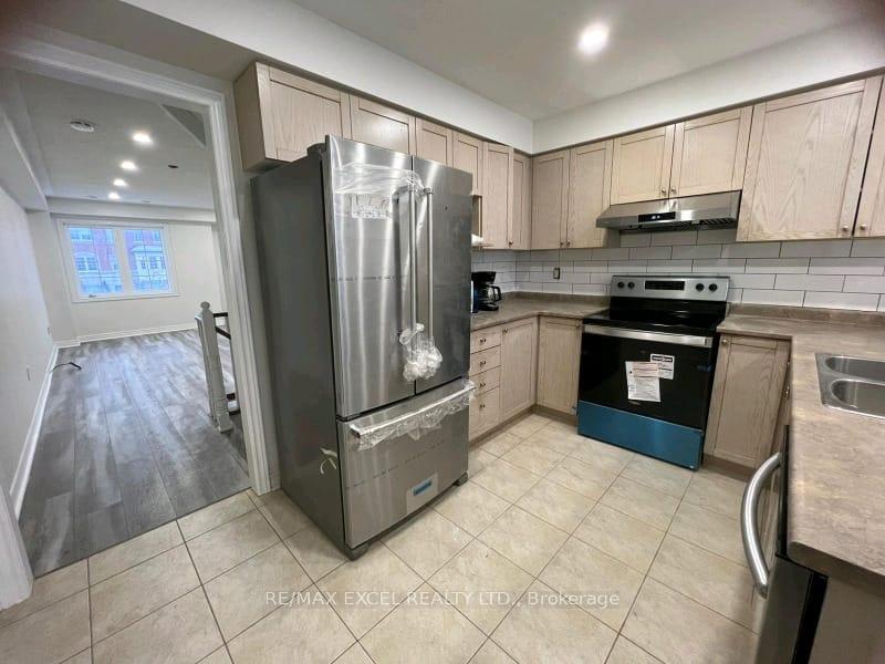Photo 2 of 2423 Bur Oak Avenue, Markham, Cornell — HOMEH