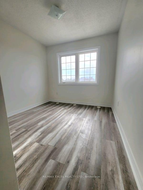 Photo 4 of 2423 Bur Oak Avenue, Markham, Cornell — HOMEH