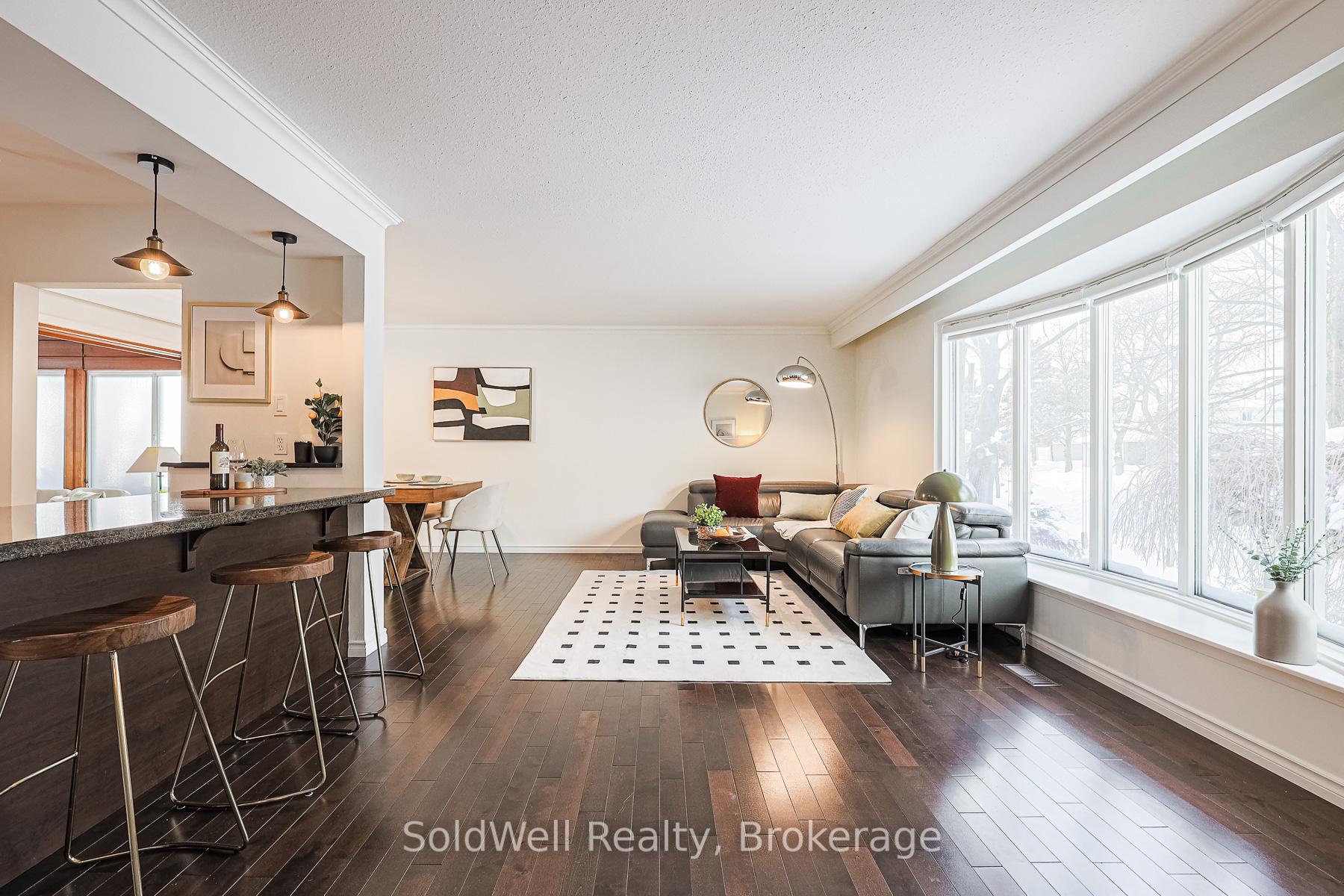 Photo 6 of 31 Donalbain Crescent, Markham, Royal Orchard — HOMEH