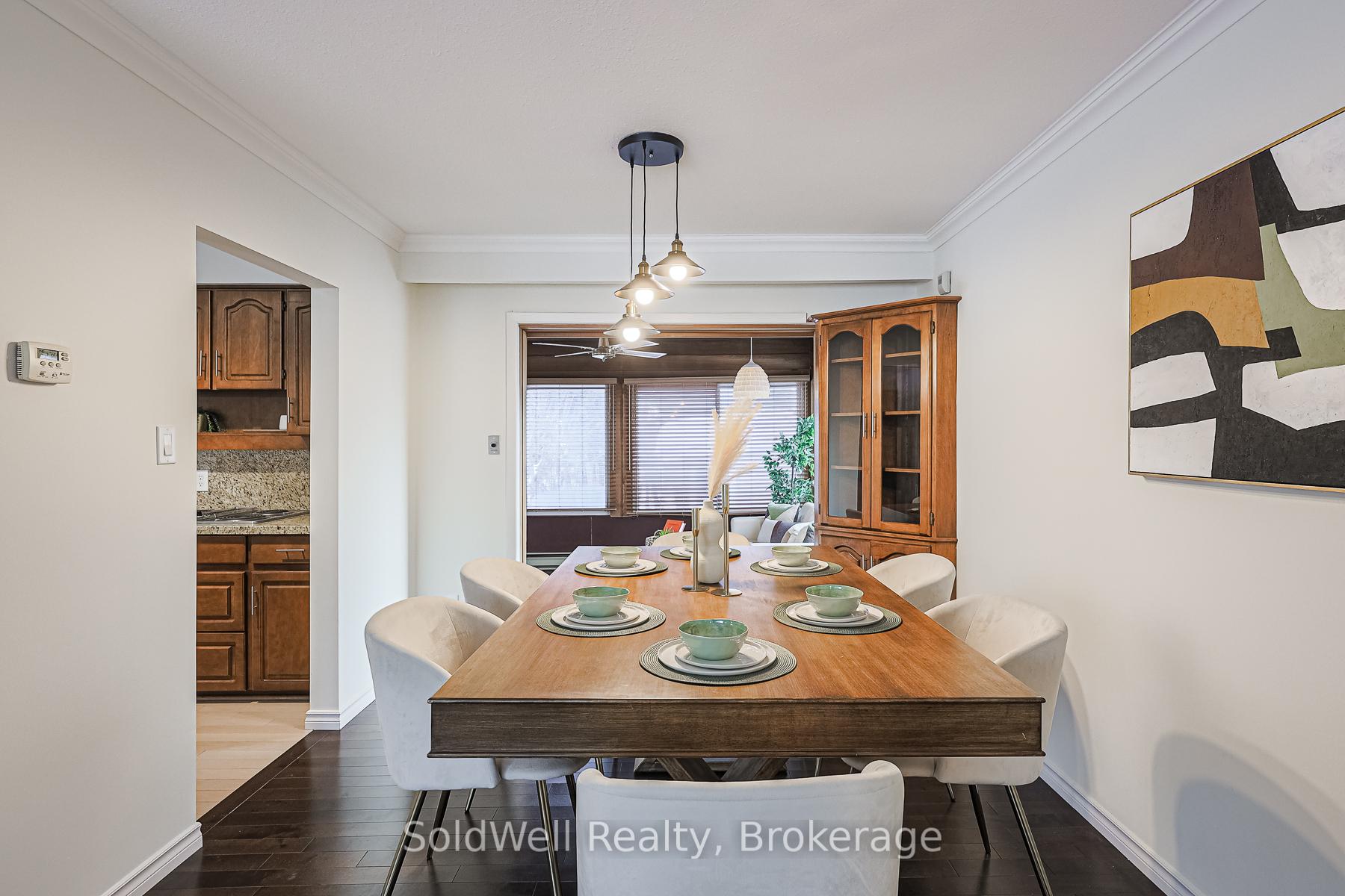 Photo 14 of 31 Donalbain Crescent, Markham, Royal Orchard — HOMEH