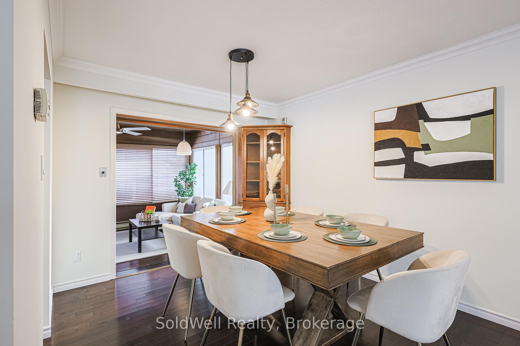 Photo 15 of 31 Donalbain Crescent, Markham, Royal Orchard — HOMEH