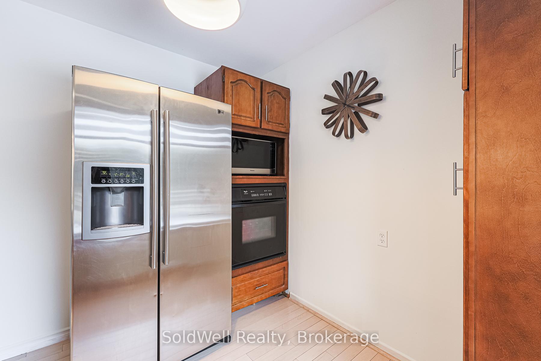 Photo 22 of 31 Donalbain Crescent, Markham, Royal Orchard — HOMEH