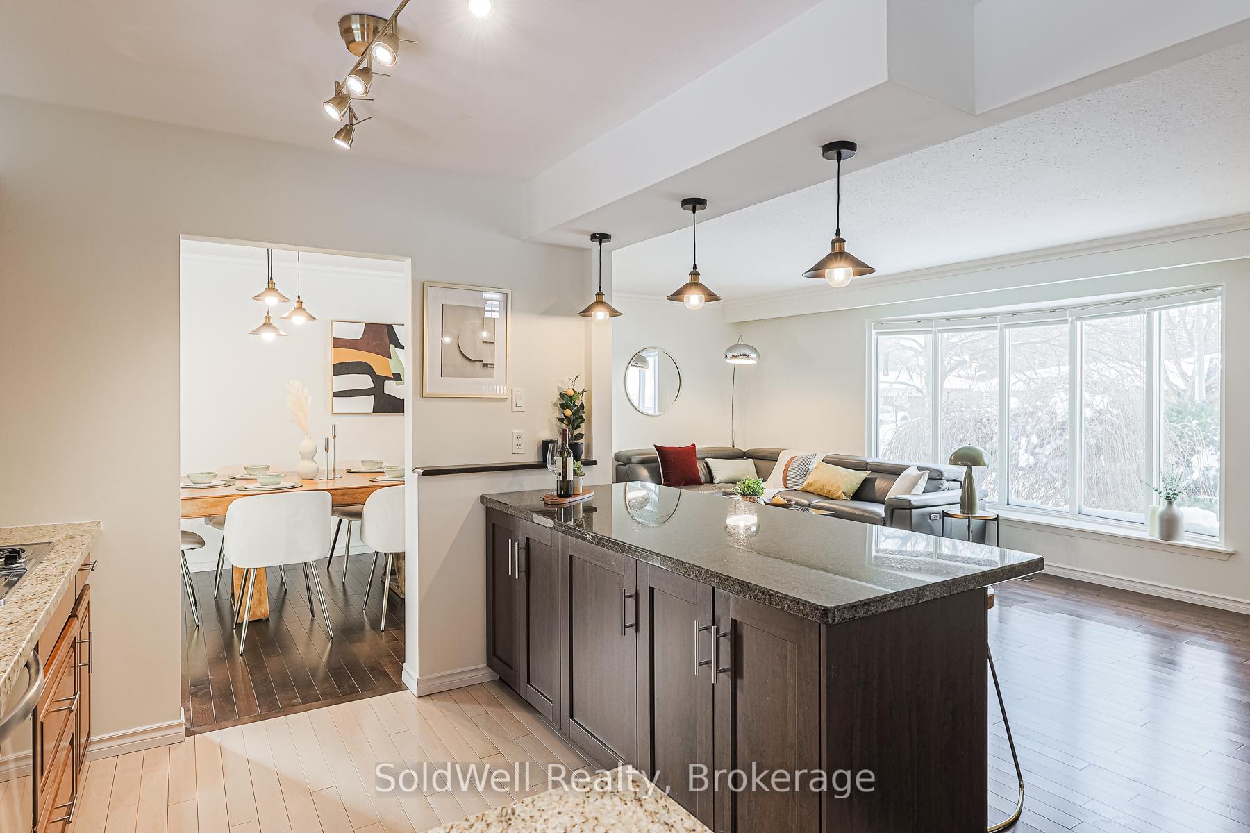 Photo 23 of 31 Donalbain Crescent, Markham, Royal Orchard — HOMEH