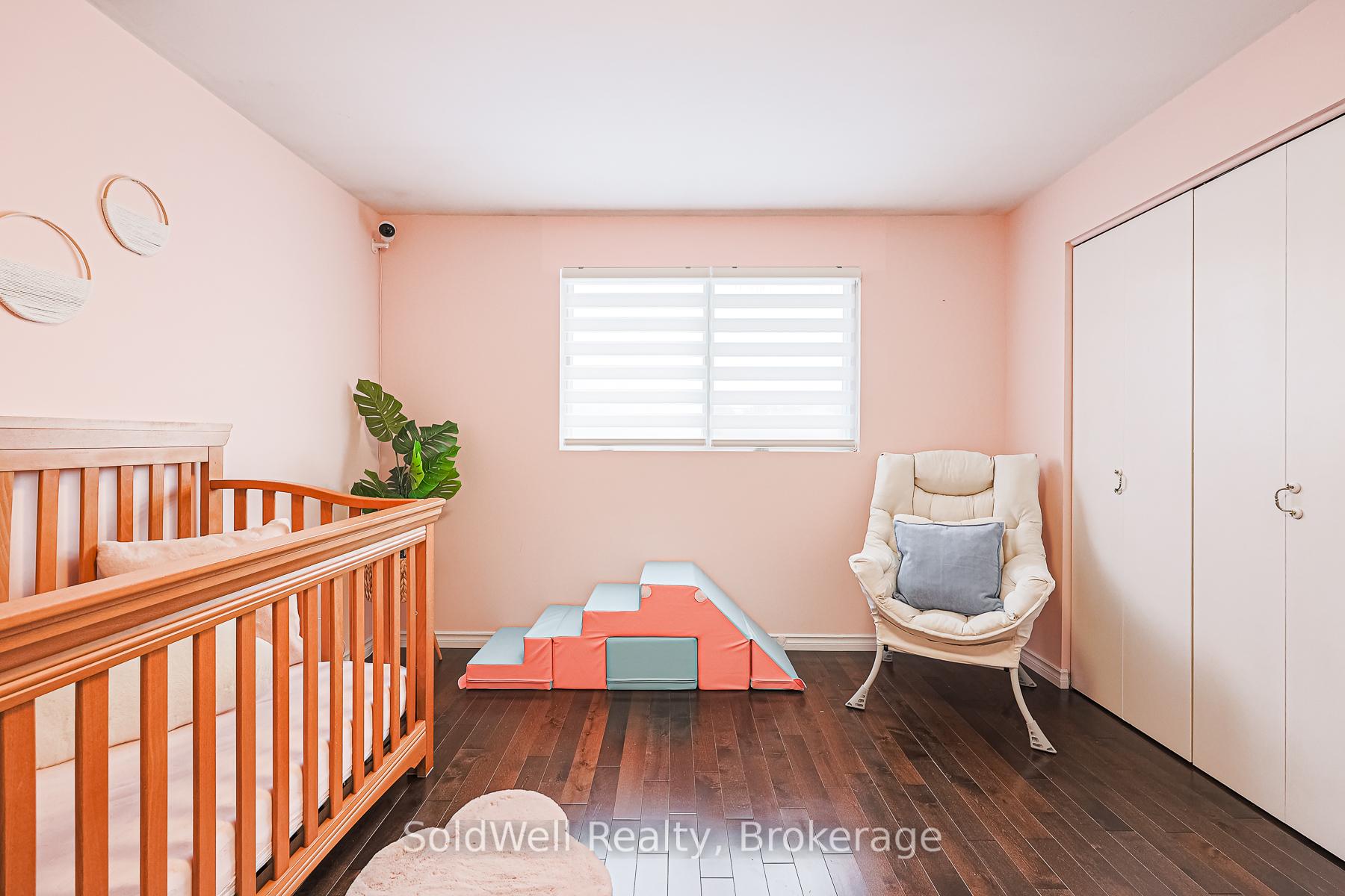Photo 29 of 31 Donalbain Crescent, Markham, Royal Orchard — HOMEH