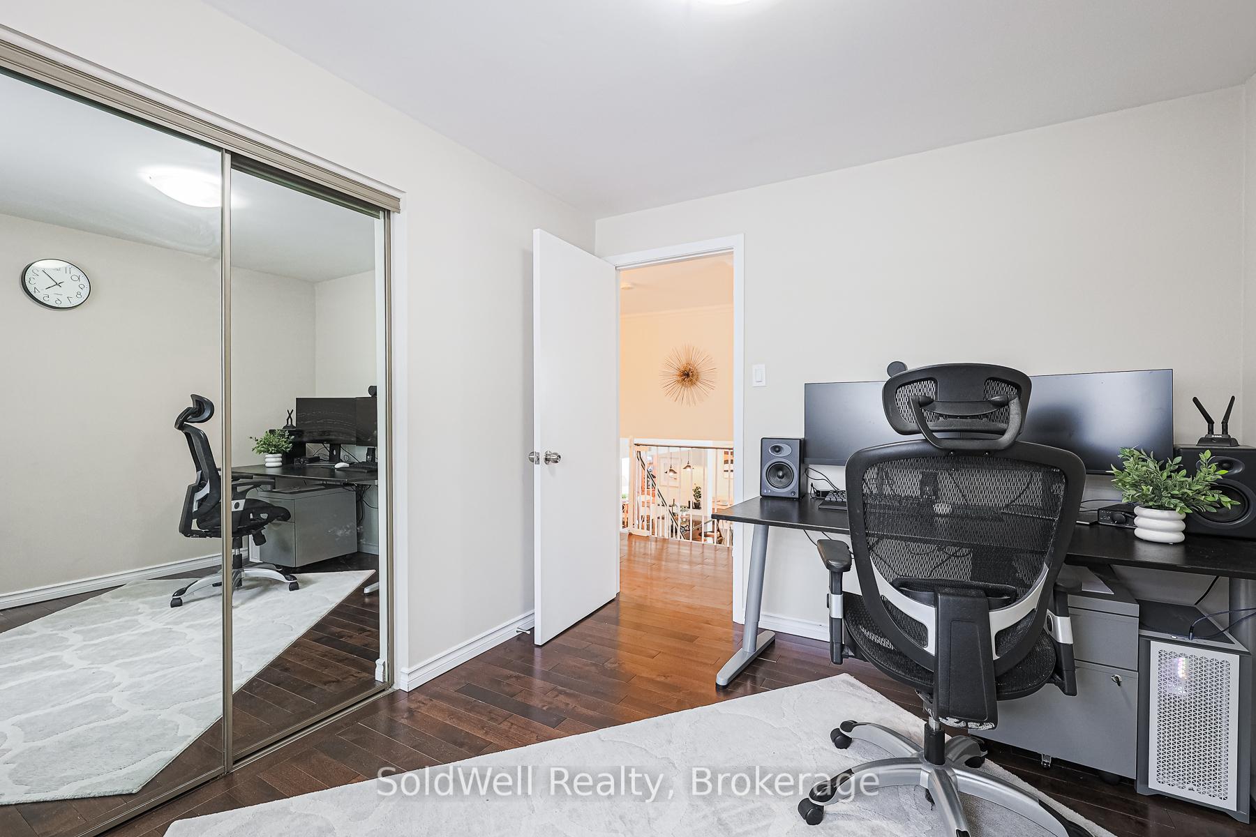 Photo 31 of 31 Donalbain Crescent, Markham, Royal Orchard — HOMEH