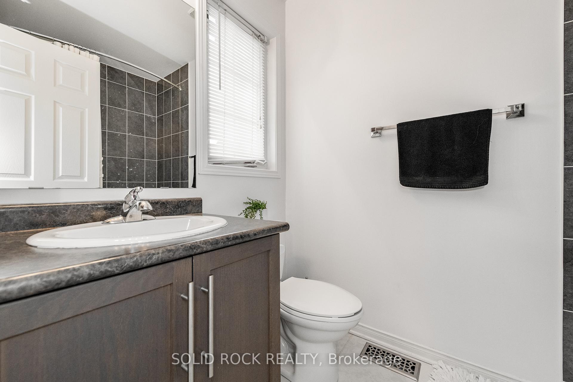 Photo 25 of 437 Brigitta Street, Ottawa, Kanata - Emerald Meadows/Trailwest — HOMEH