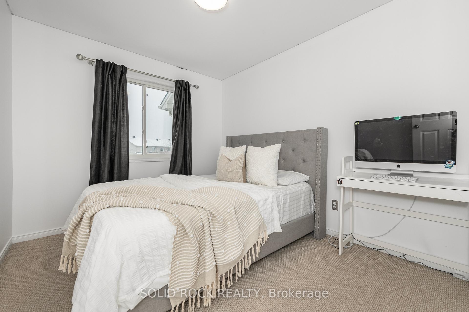 Photo 29 of 437 Brigitta Street, Ottawa, Kanata - Emerald Meadows/Trailwest — HOMEH