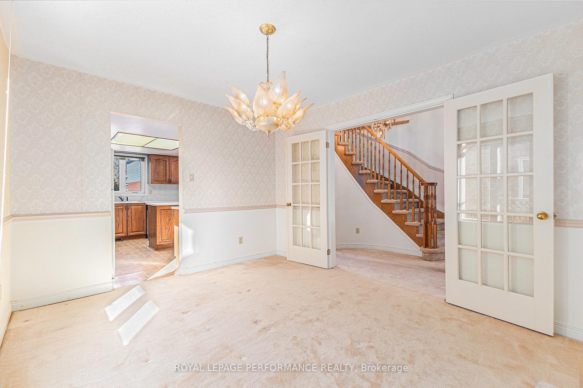 Photo 14 of 53 Zokol Crescent, Ottawa, Kanata - Kanata Lakes/Heritage Hills — HOMEH