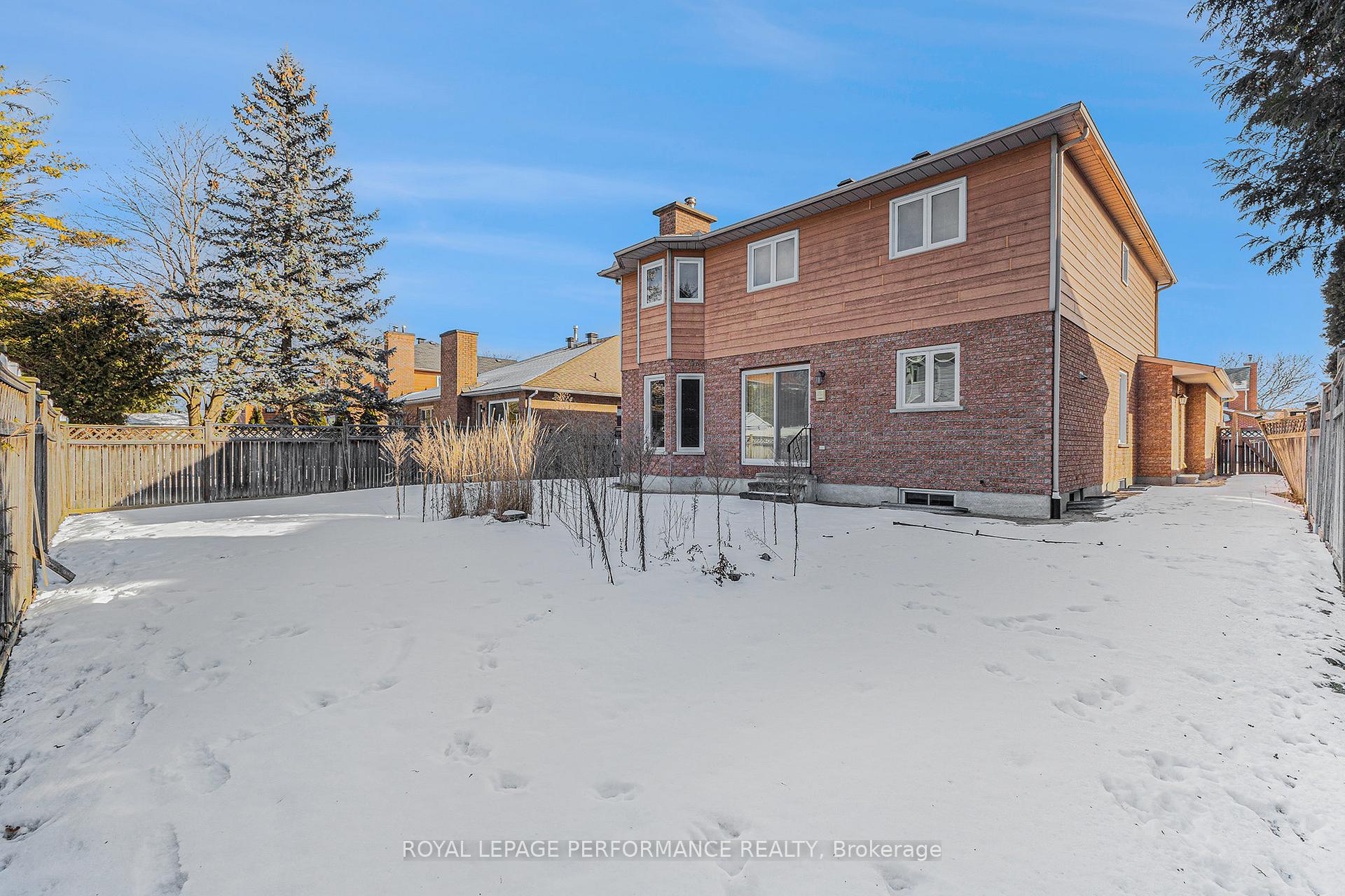 Photo 32 of 53 Zokol Crescent, Ottawa, Kanata - Kanata Lakes/Heritage Hills — HOMEH