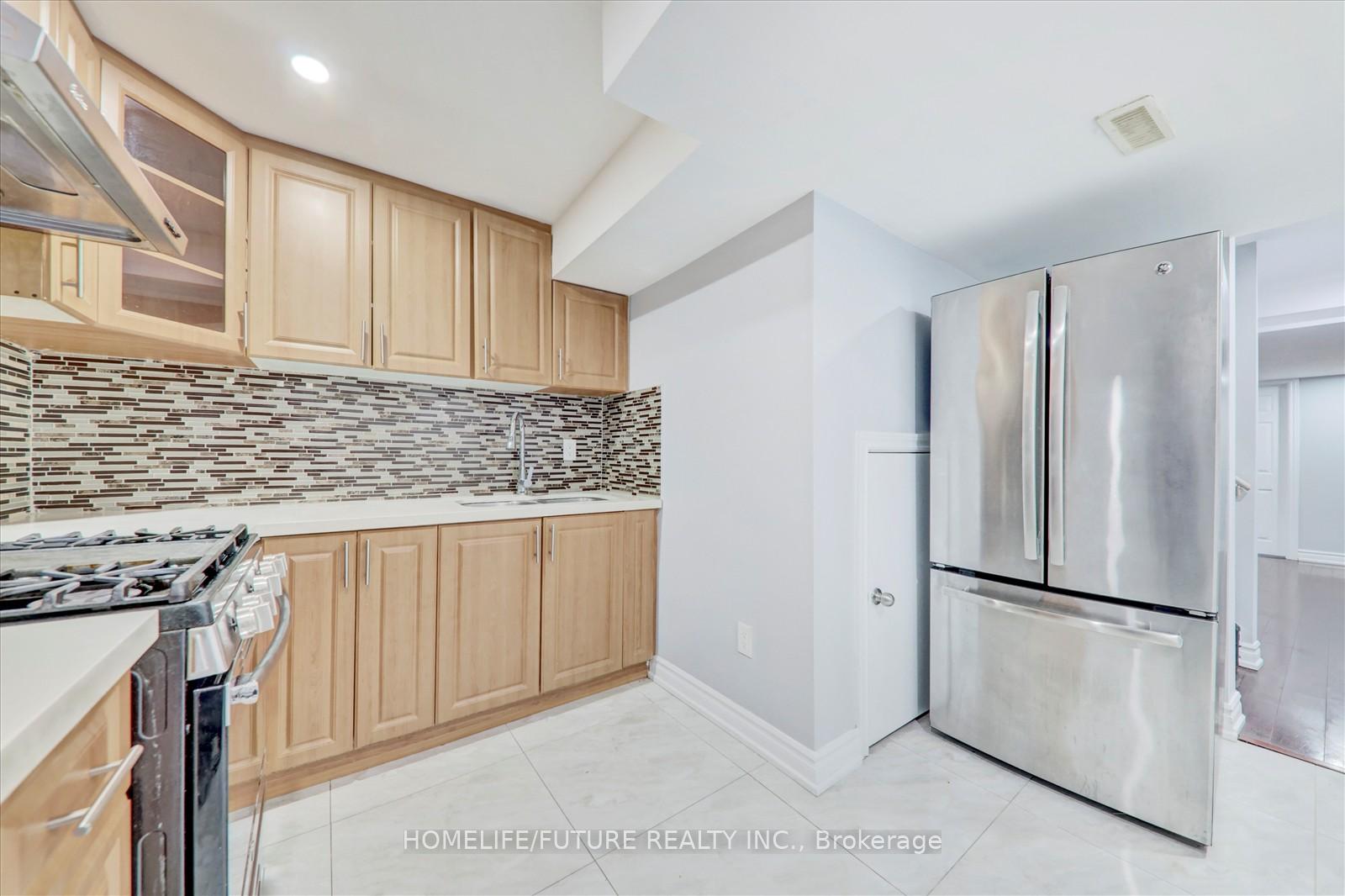 Photo 11 of Unit BSMT, 212 Cornell Park Avenue, Markham, Cornell — HOMEH