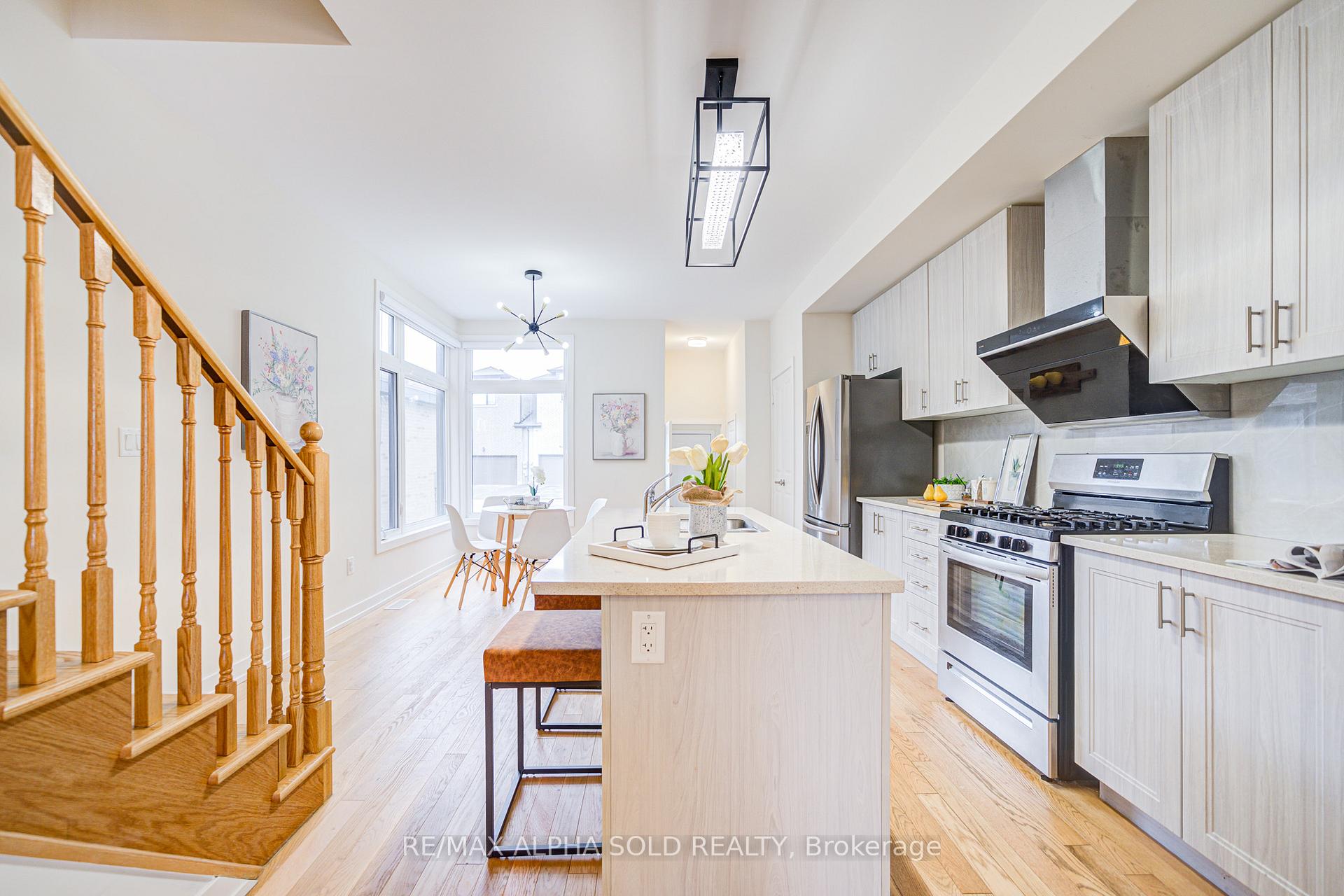 Photo 11 of 2186 Donald Cousens Parkway, Markham, Cornell — HOMEH