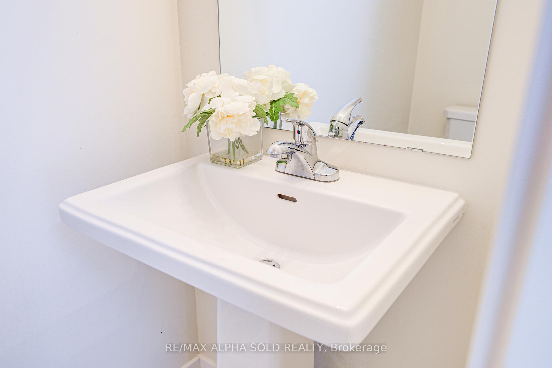 Photo 19 of 2186 Donald Cousens Parkway, Markham, Cornell — HOMEH