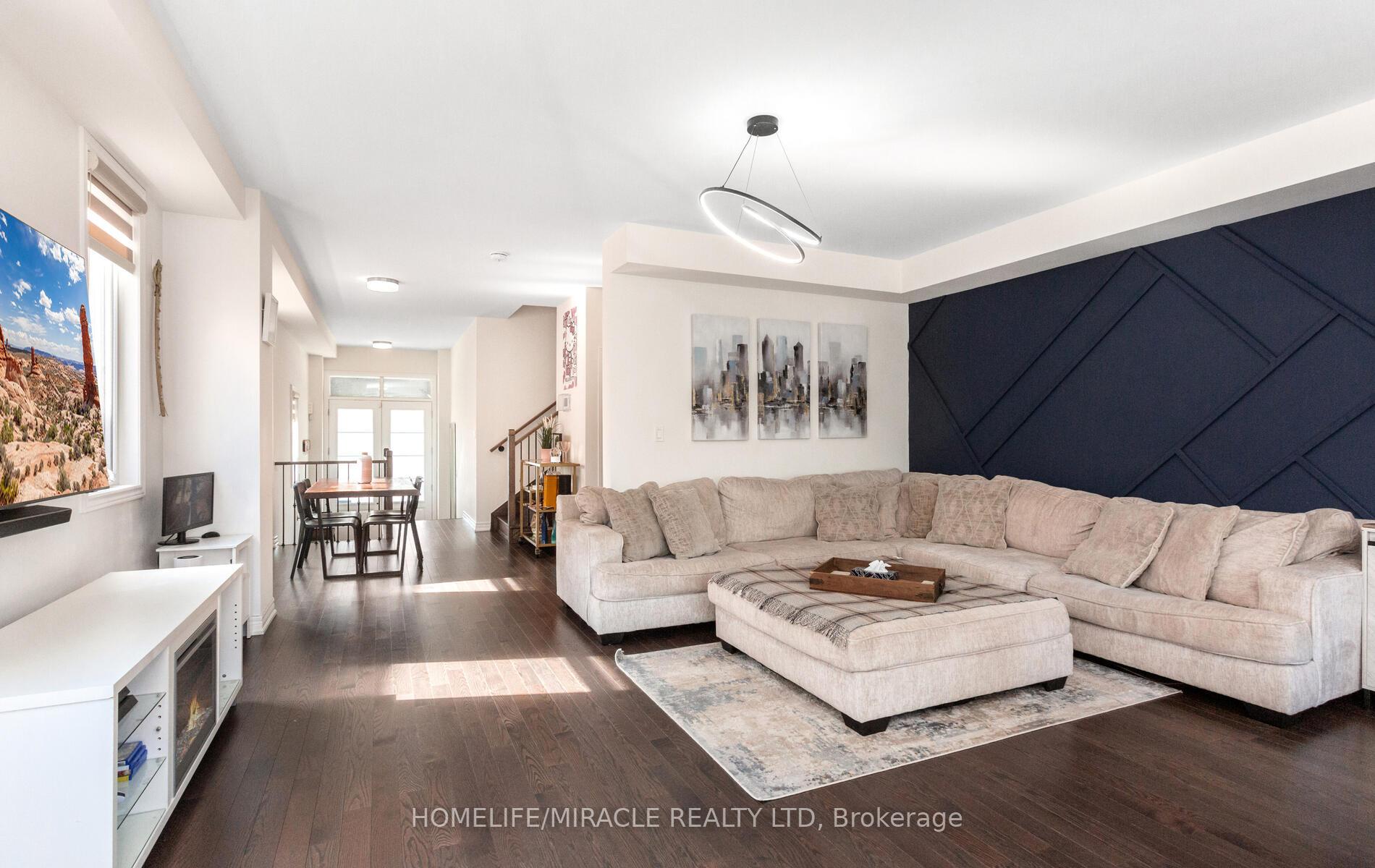 Photo 2 of 609 Beam Court, Milton, Ford — HOMEH