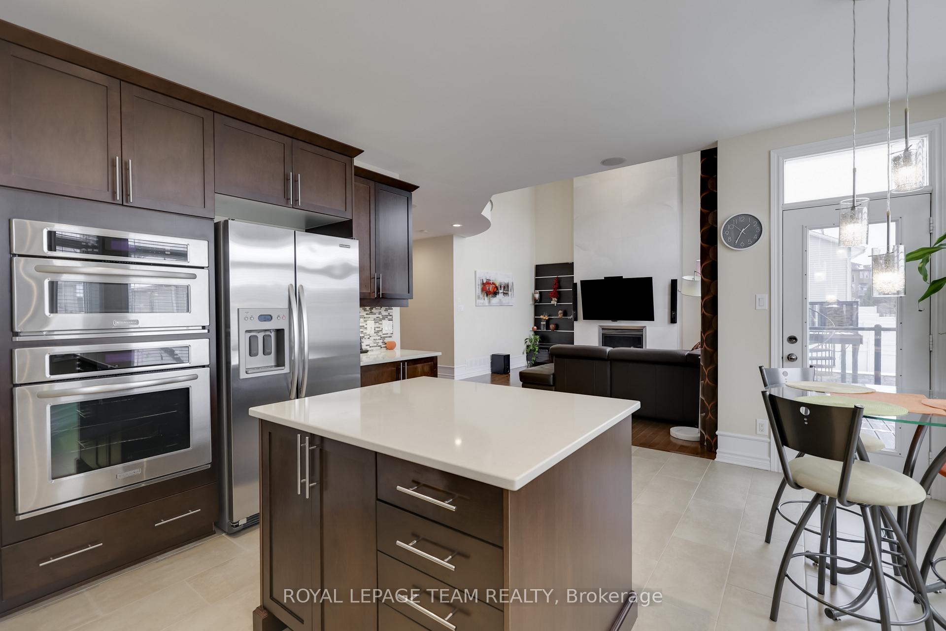 Photo 13 of 395 Laughlin Circle, Ottawa, Kanata - Kanata Lakes/Heritage Hills — HOMEH