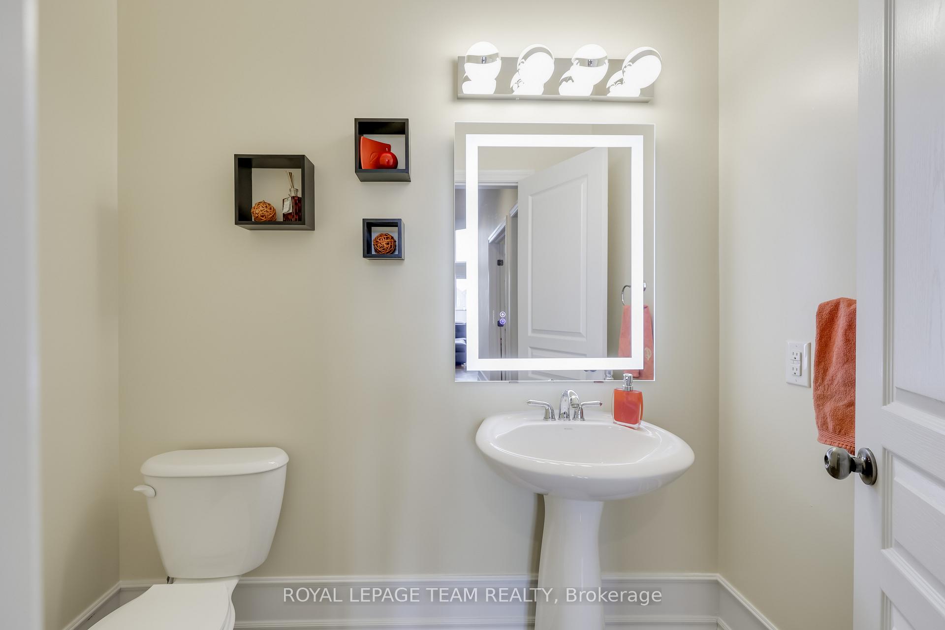 Photo 14 of 395 Laughlin Circle, Ottawa, Kanata - Kanata Lakes/Heritage Hills — HOMEH