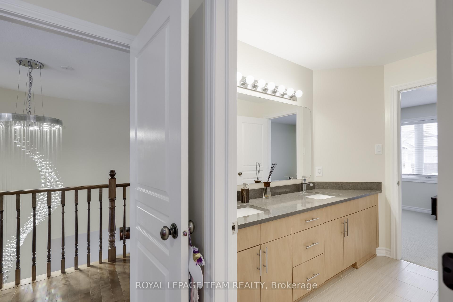 Photo 27 of 395 Laughlin Circle, Ottawa, Kanata - Kanata Lakes/Heritage Hills — HOMEH
