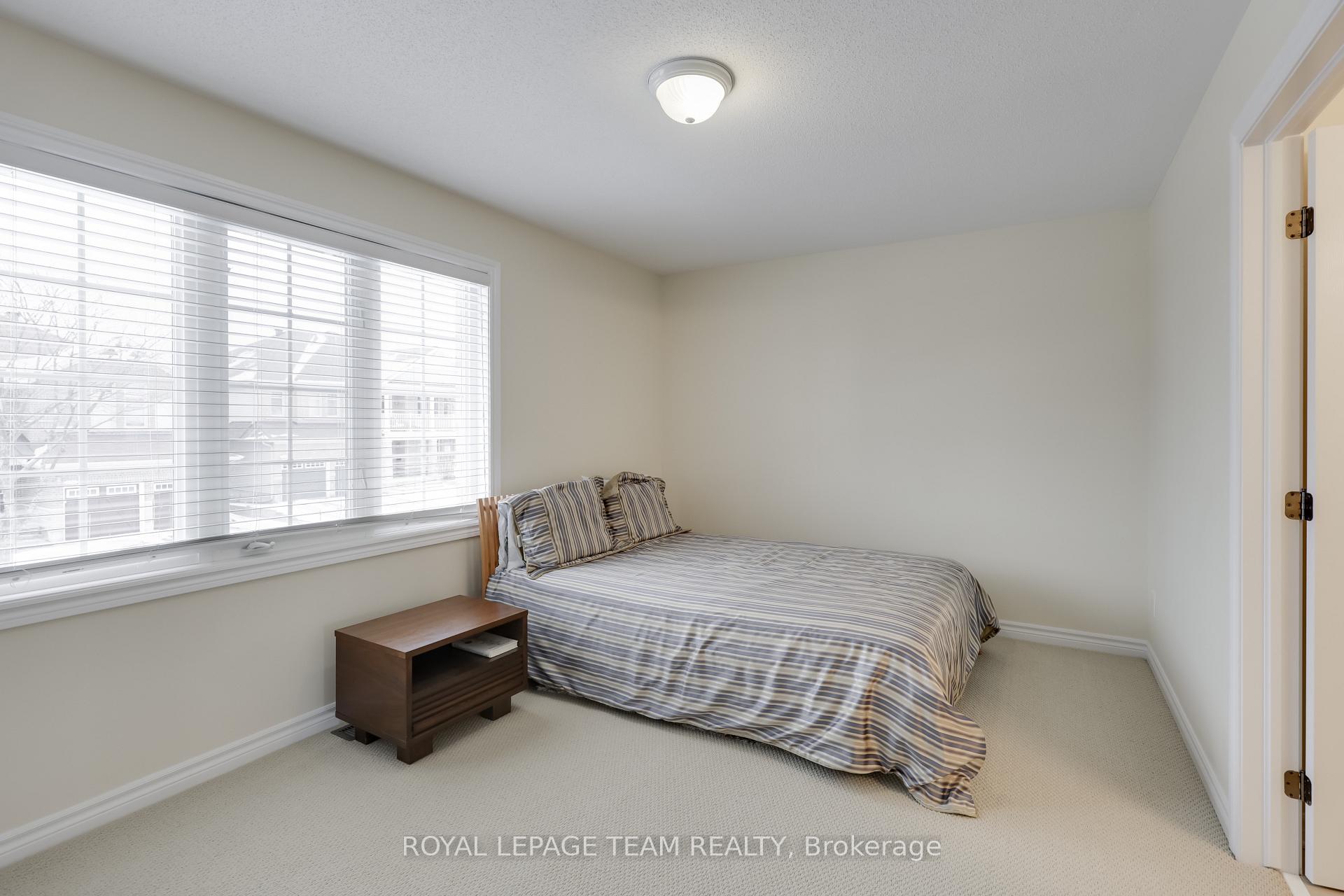 Photo 31 of 395 Laughlin Circle, Ottawa, Kanata - Kanata Lakes/Heritage Hills — HOMEH