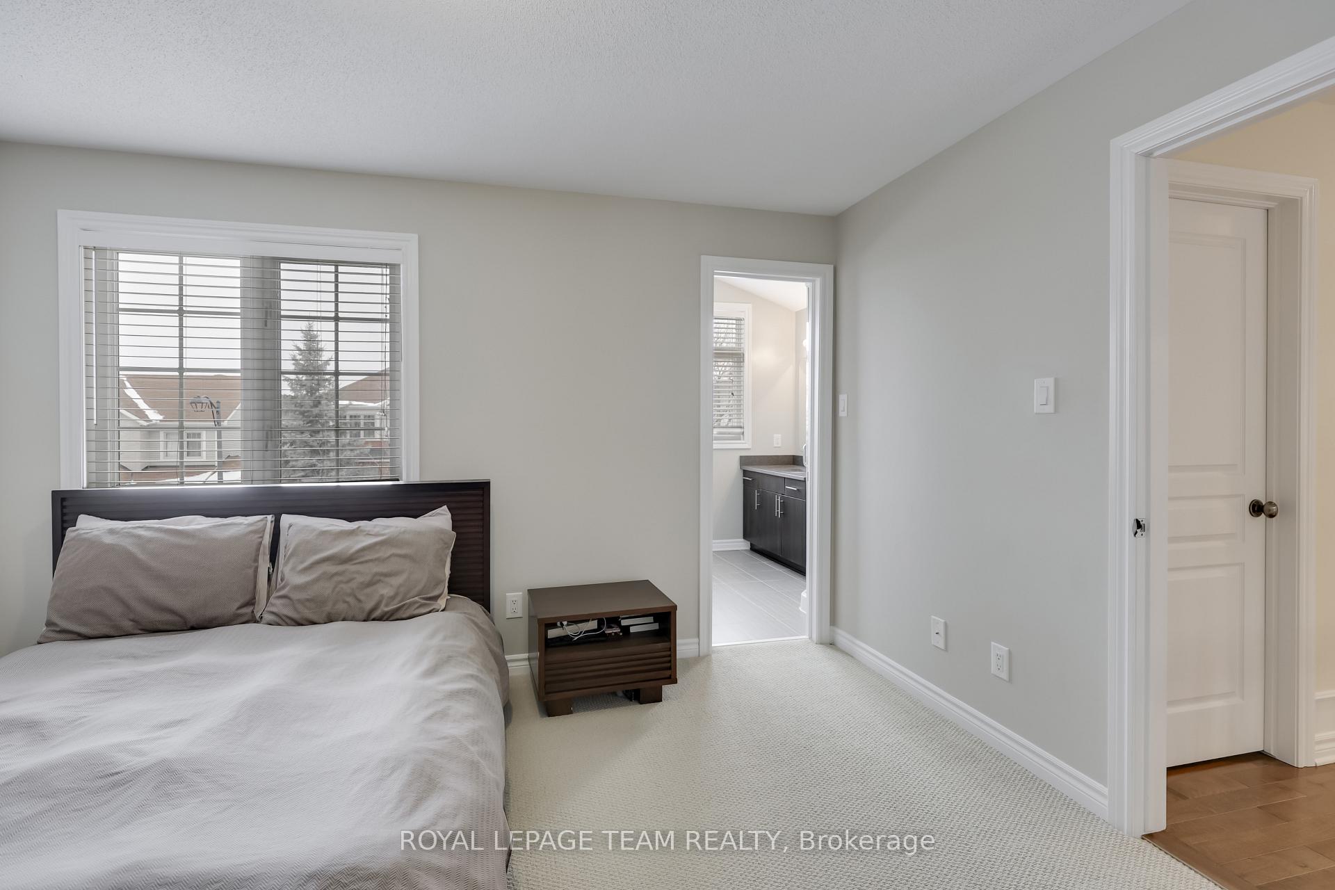 Photo 32 of 395 Laughlin Circle, Ottawa, Kanata - Kanata Lakes/Heritage Hills — HOMEH
