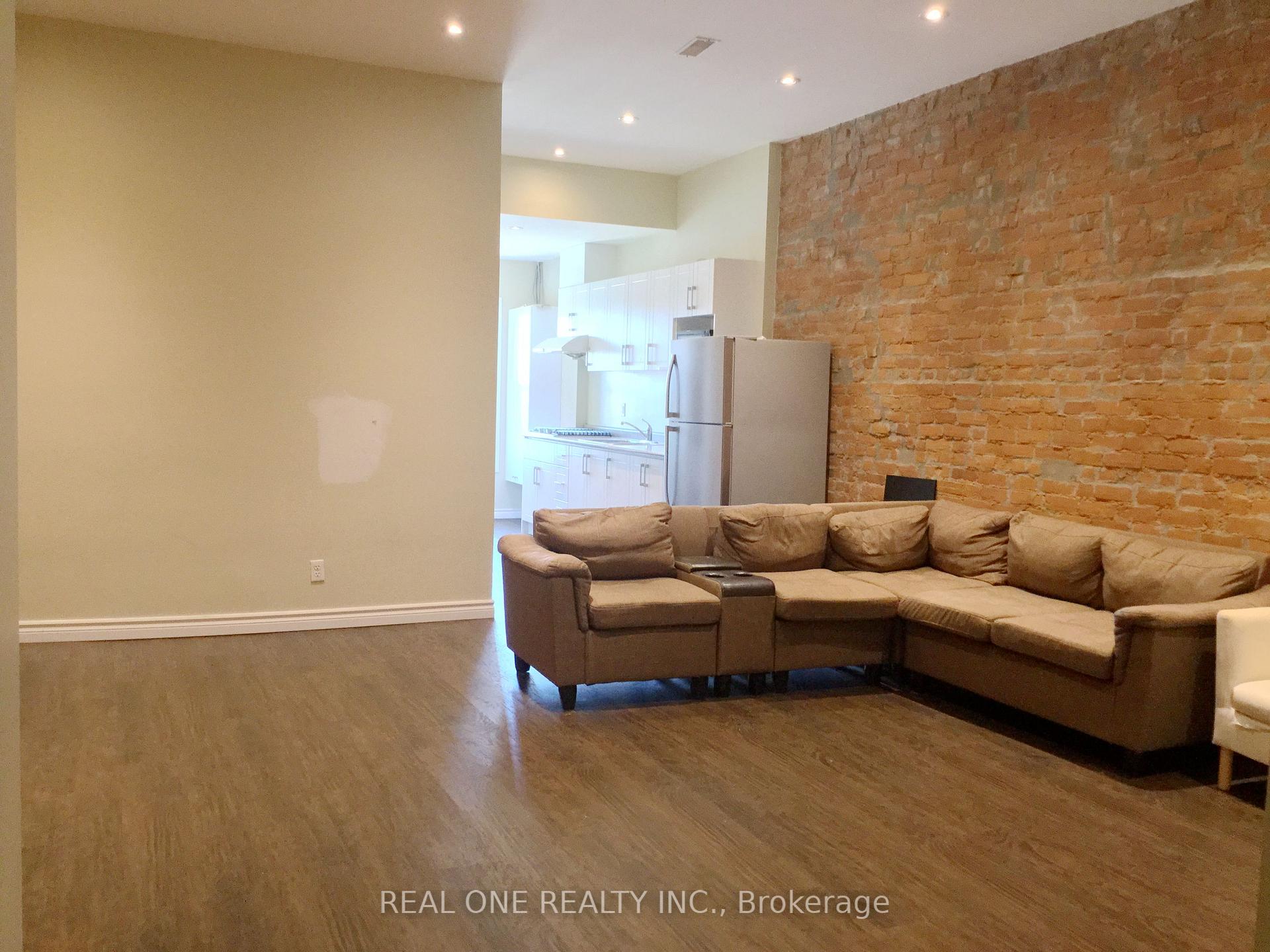 Photo 3 of Unit 4, 173 King Street E, Hamilton, Beasley — HOMEH