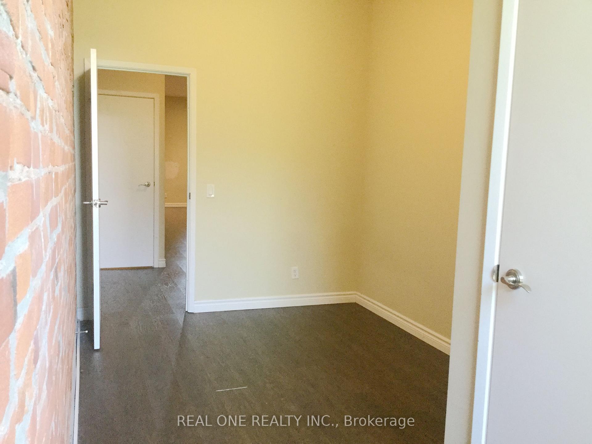 Photo 7 of Unit 4, 173 King Street E, Hamilton, Beasley — HOMEH