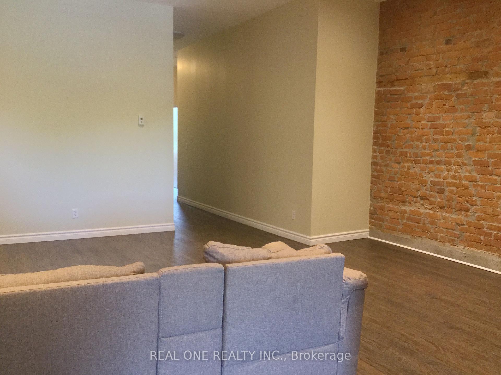 Photo 16 of Unit 4, 173 King Street E, Hamilton, Beasley — HOMEH
