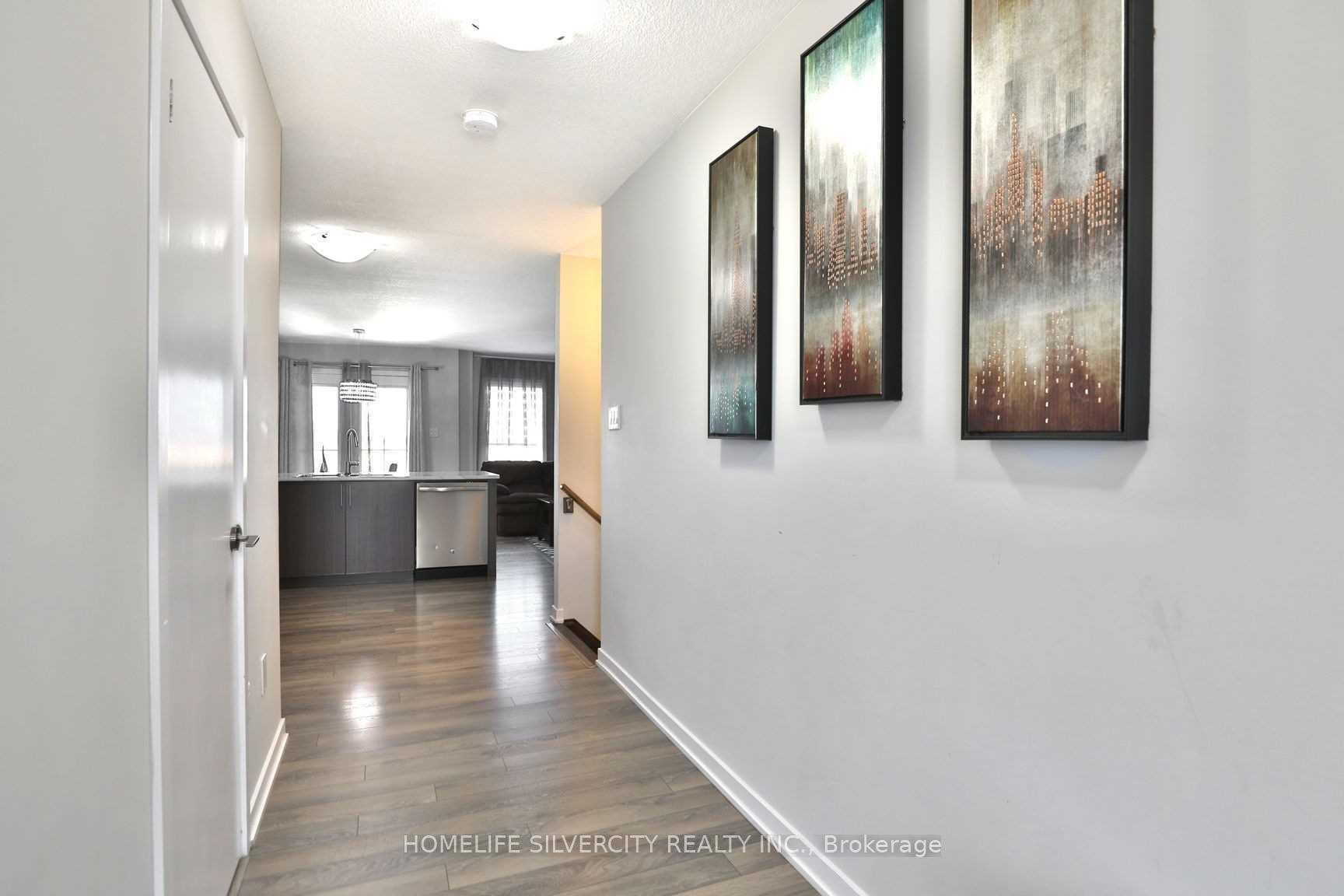 Photo 3 of 75 Sherway Street, Hamilton, Stoney Creek Mountain — HOMEH