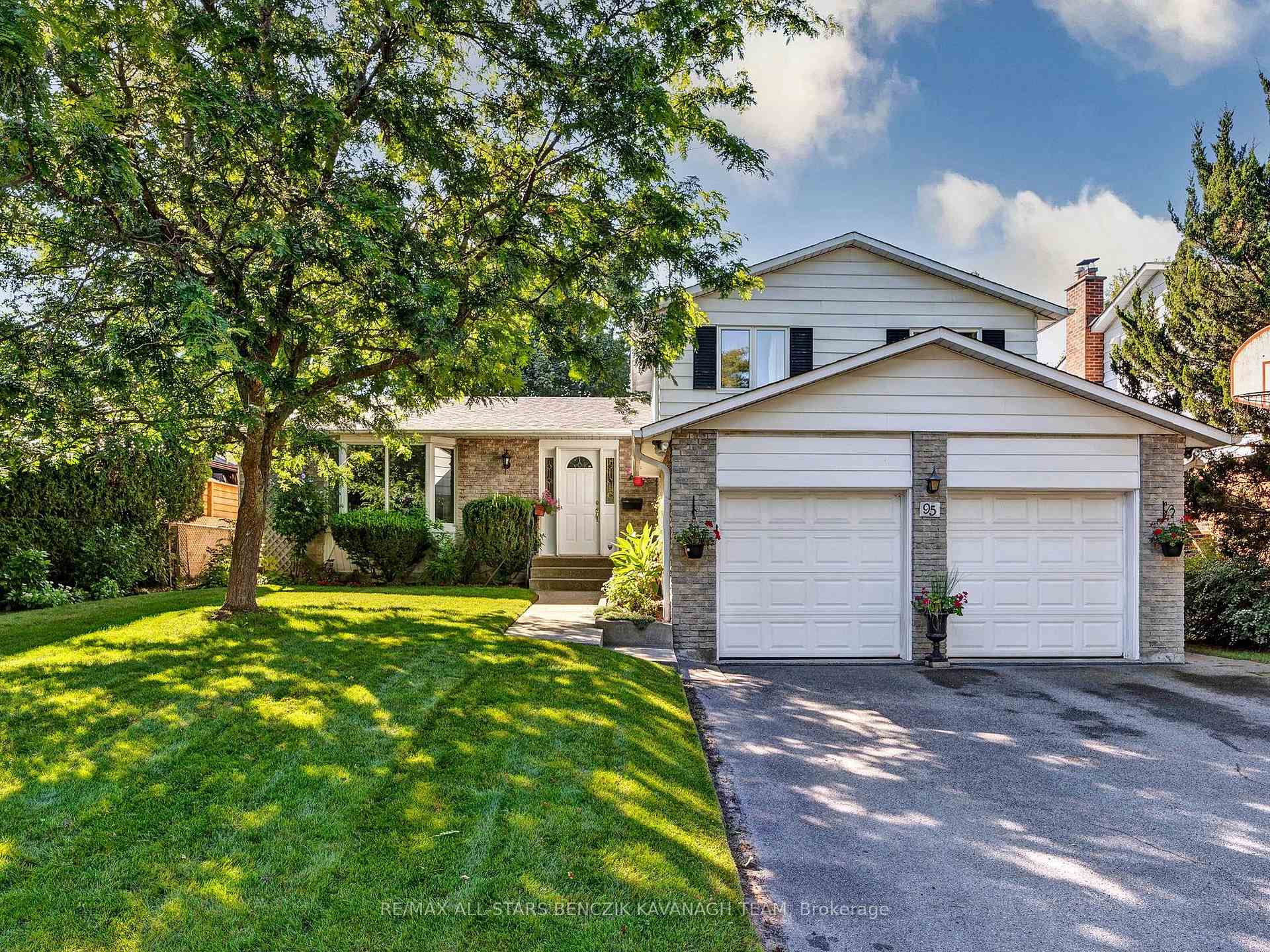 Photo 1 of 95 Ramona Boulevard, Markham, Markham Village — HOMEH