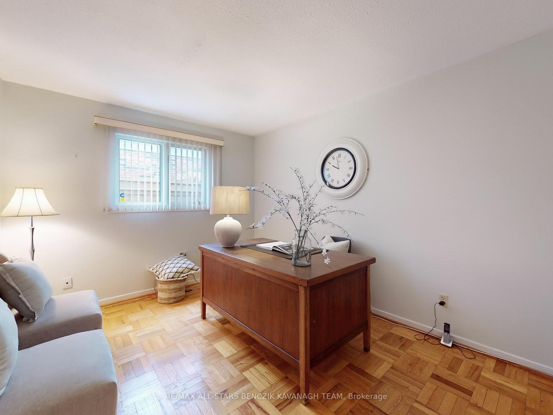 Photo 12 of 95 Ramona Boulevard, Markham, Markham Village — HOMEH