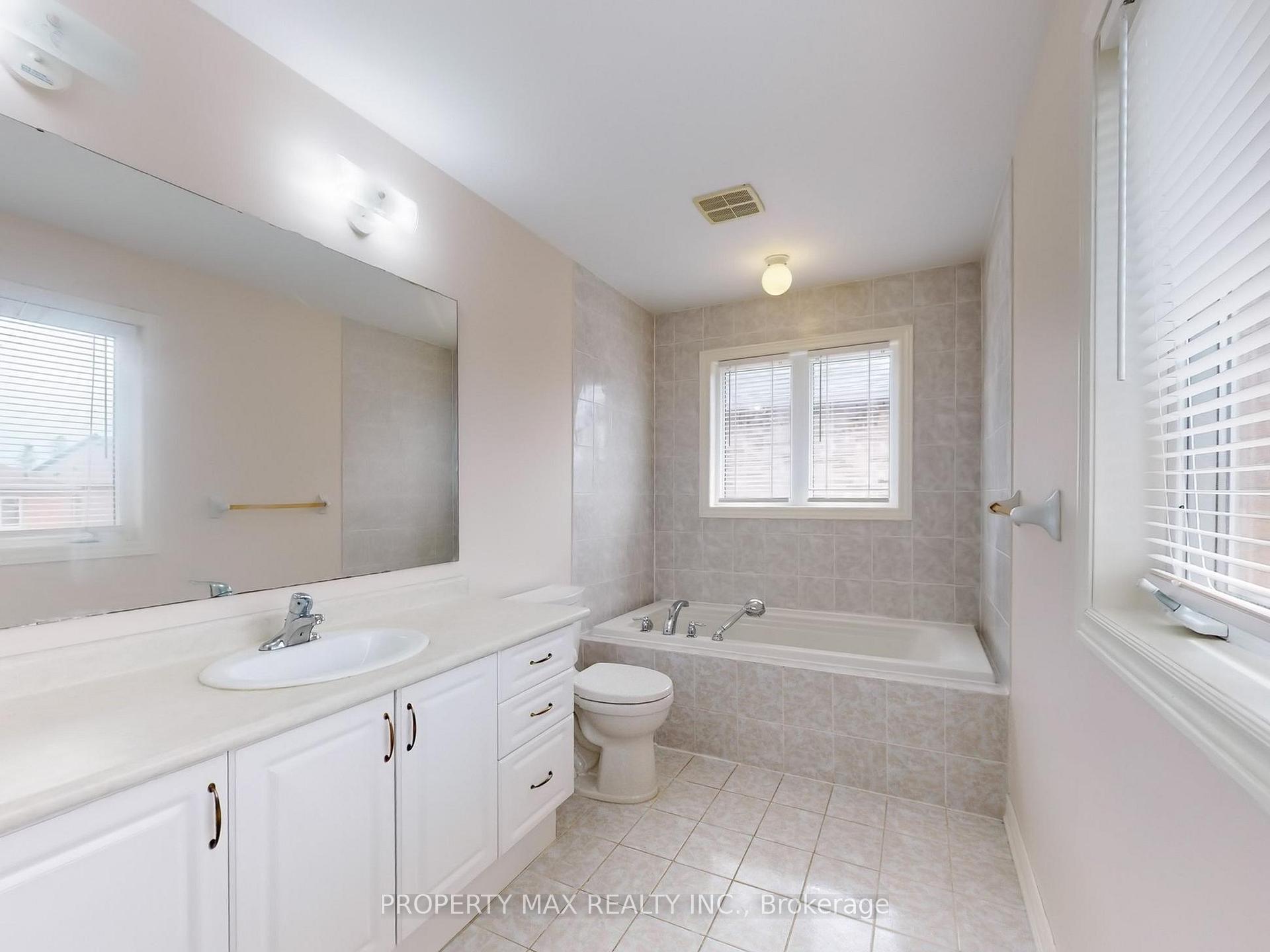 Photo 28 of 15 Berger Avenue, Markham, Box Grove — HOMEH
