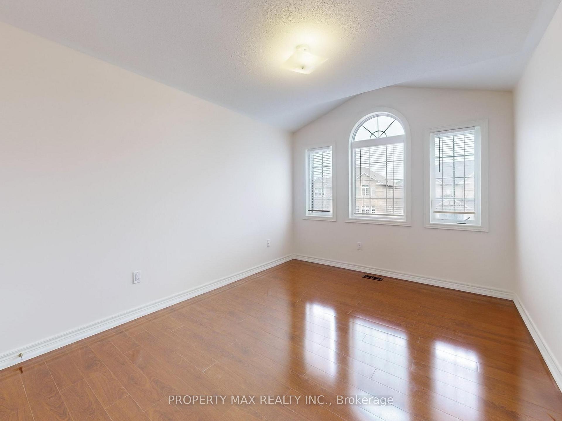 Photo 30 of 15 Berger Avenue, Markham, Box Grove — HOMEH