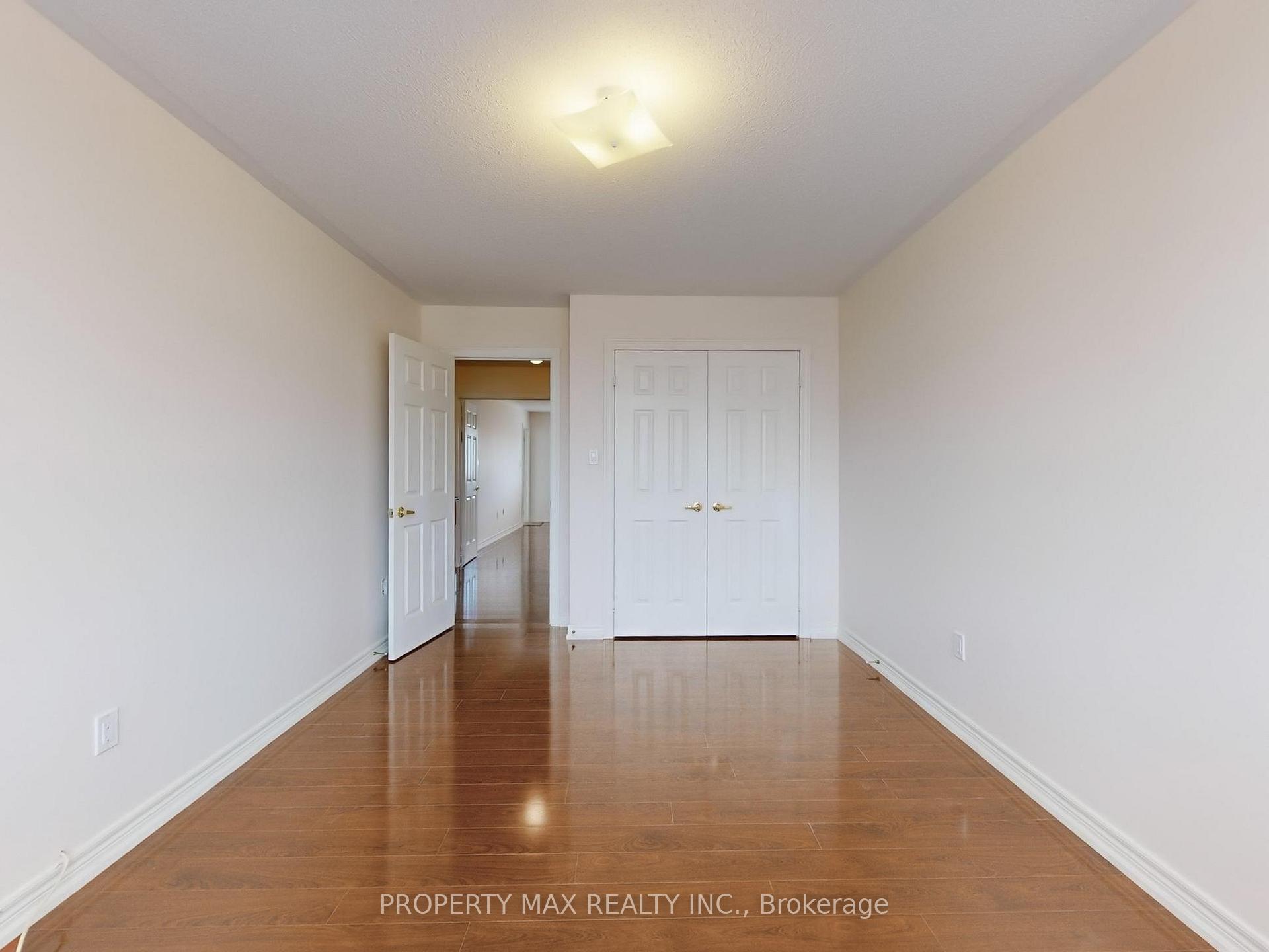 Photo 32 of 15 Berger Avenue, Markham, Box Grove — HOMEH