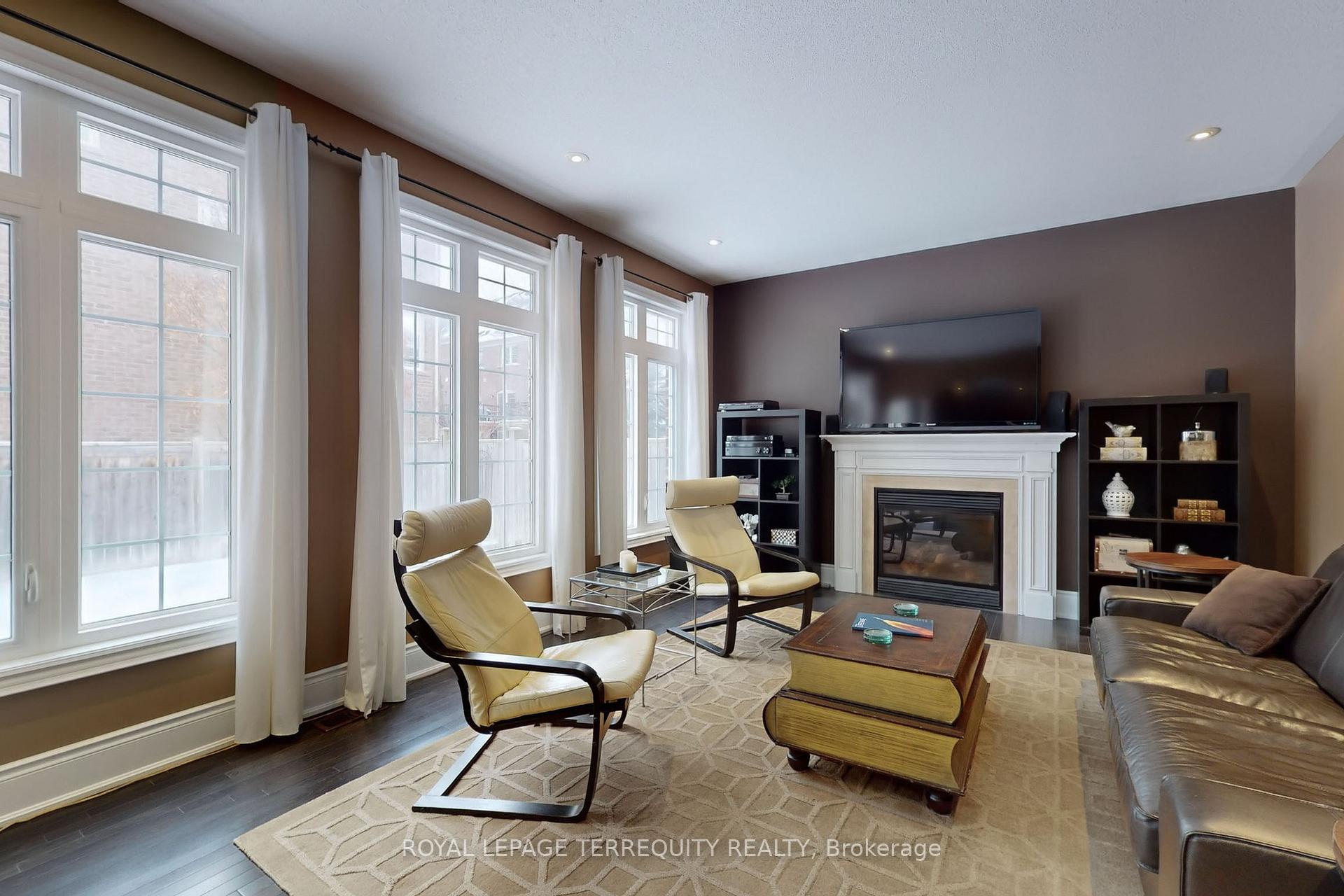 Photo 7 of 31 Yorkton Boulevard, Markham, Angus Glen — HOMEH