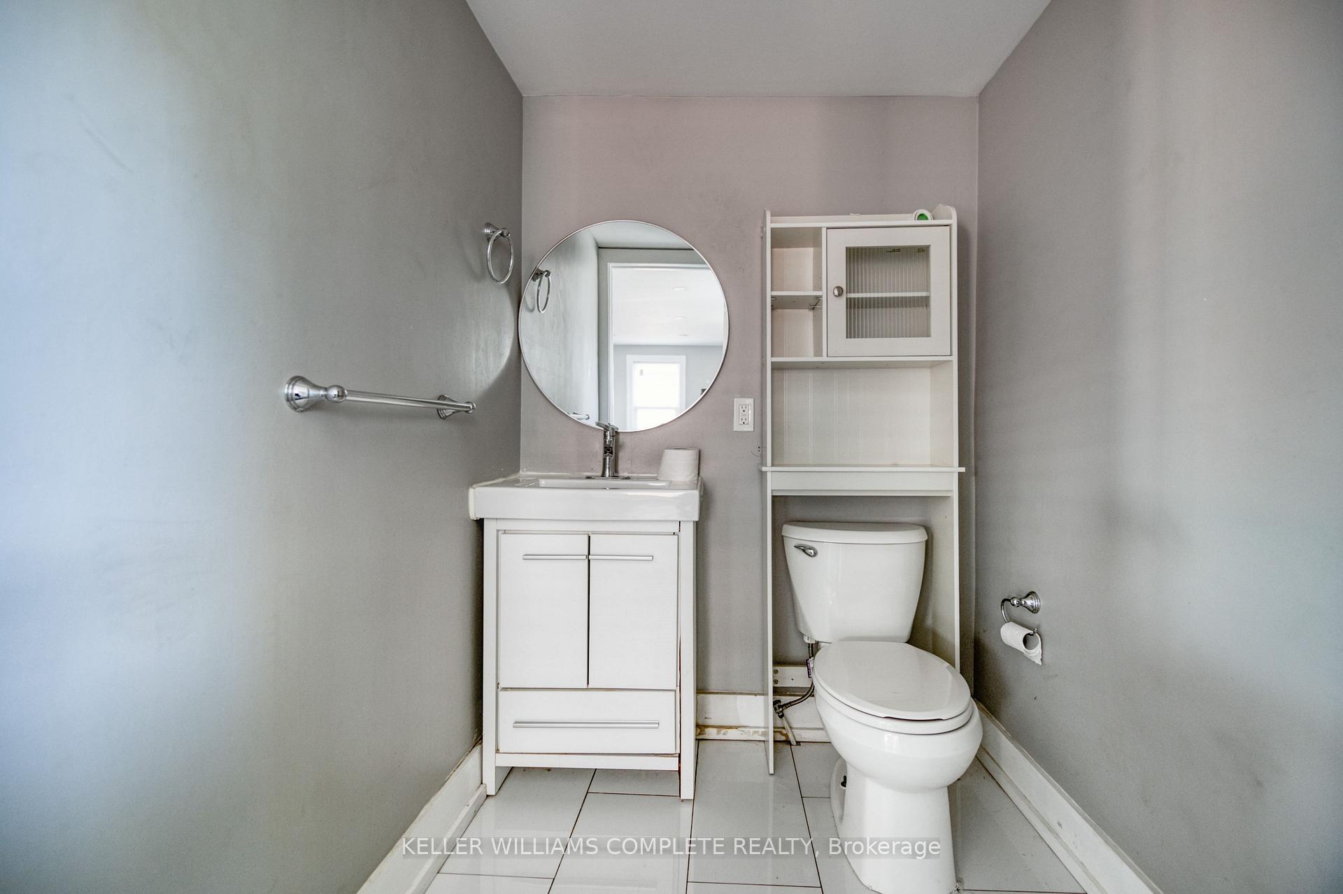Photo 10 of Unit Unit 3, 48 Shaw Street, Hamilton, Industrial Sector — HOMEH