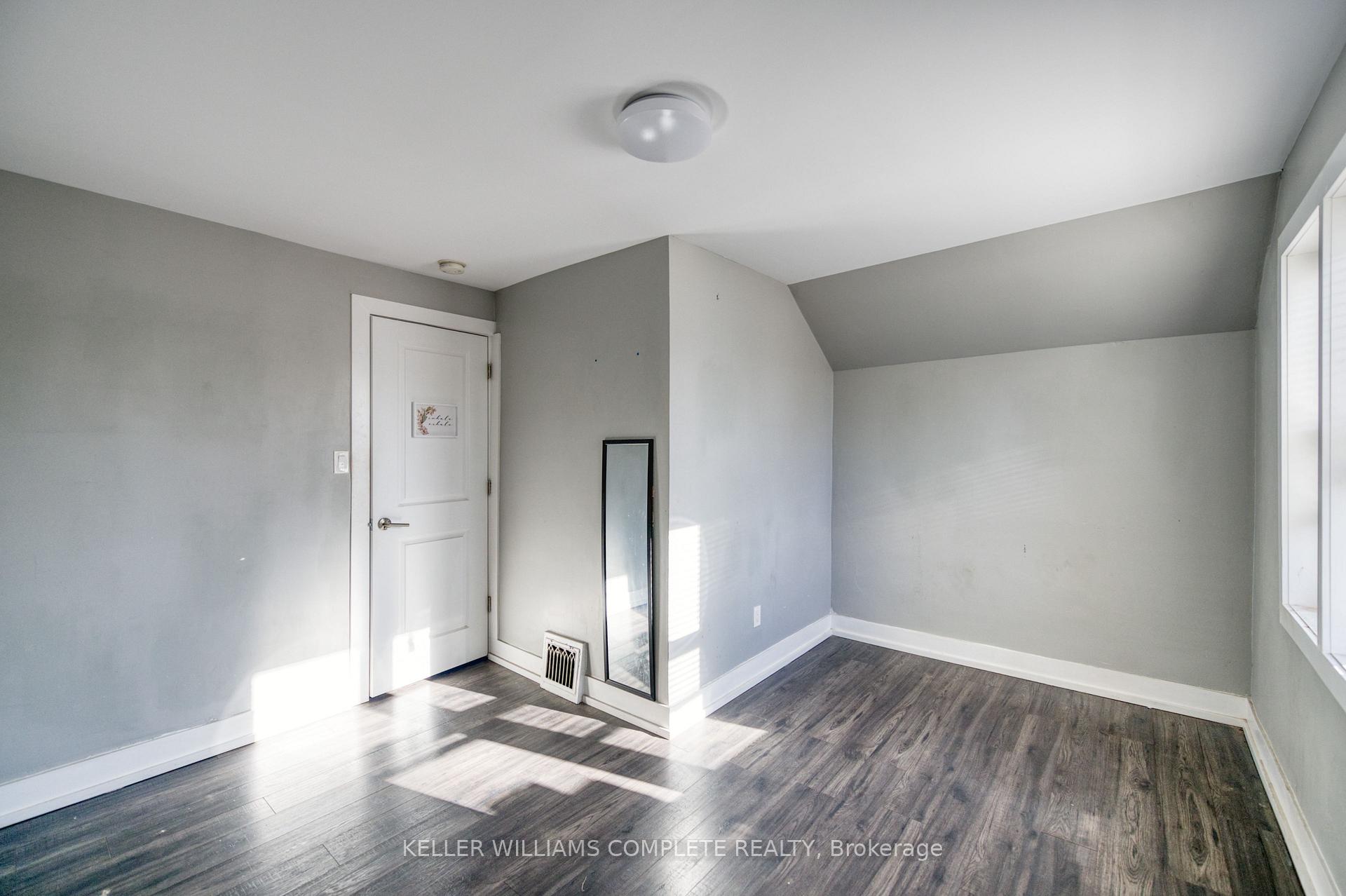 Photo 17 of Unit Unit 3, 48 Shaw Street, Hamilton, Industrial Sector — HOMEH