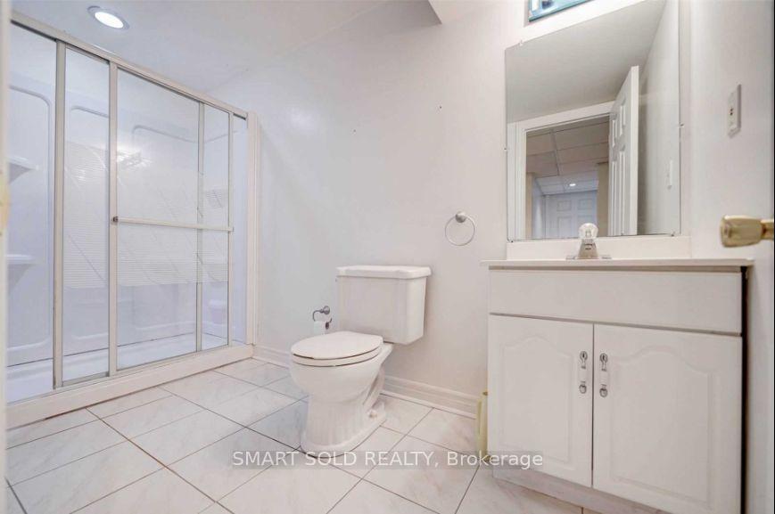 Photo 4 of Unit Lower, 36 Caldbeck Avenue, Markham, Milliken Mills East — HOMEH