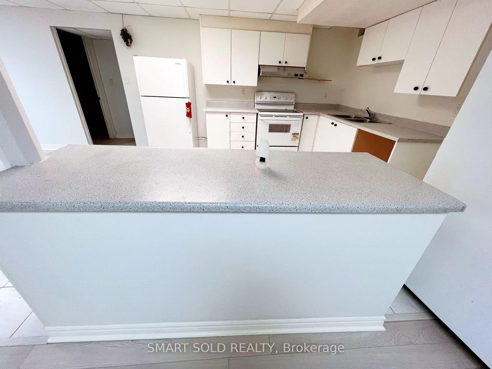 Photo 5 of Unit Lower, 36 Caldbeck Avenue, Markham, Milliken Mills East — HOMEH