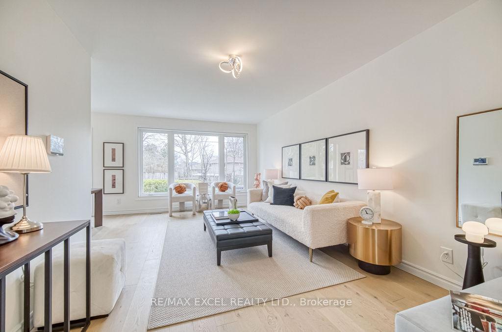Photo 5 of 5 Lakevista Avenue, Markham, Bullock — HOMEH