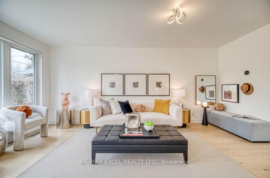 Photo 10 of 5 Lakevista Avenue, Markham, Bullock — HOMEH