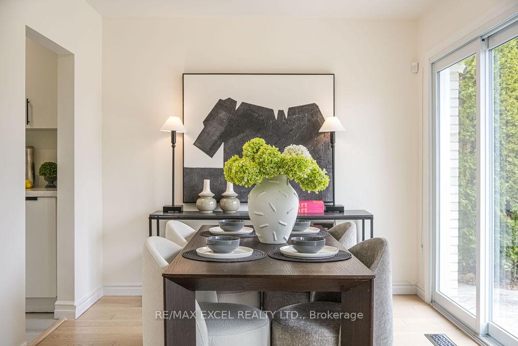 Photo 15 of 5 Lakevista Avenue, Markham, Bullock — HOMEH