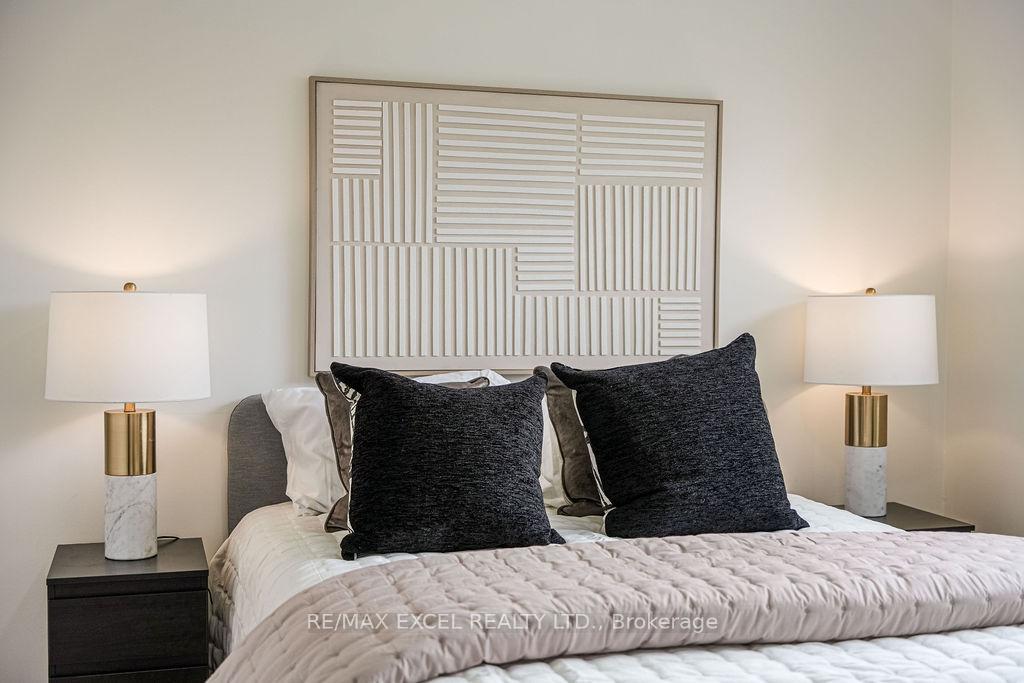Photo 24 of 5 Lakevista Avenue, Markham, Bullock — HOMEH