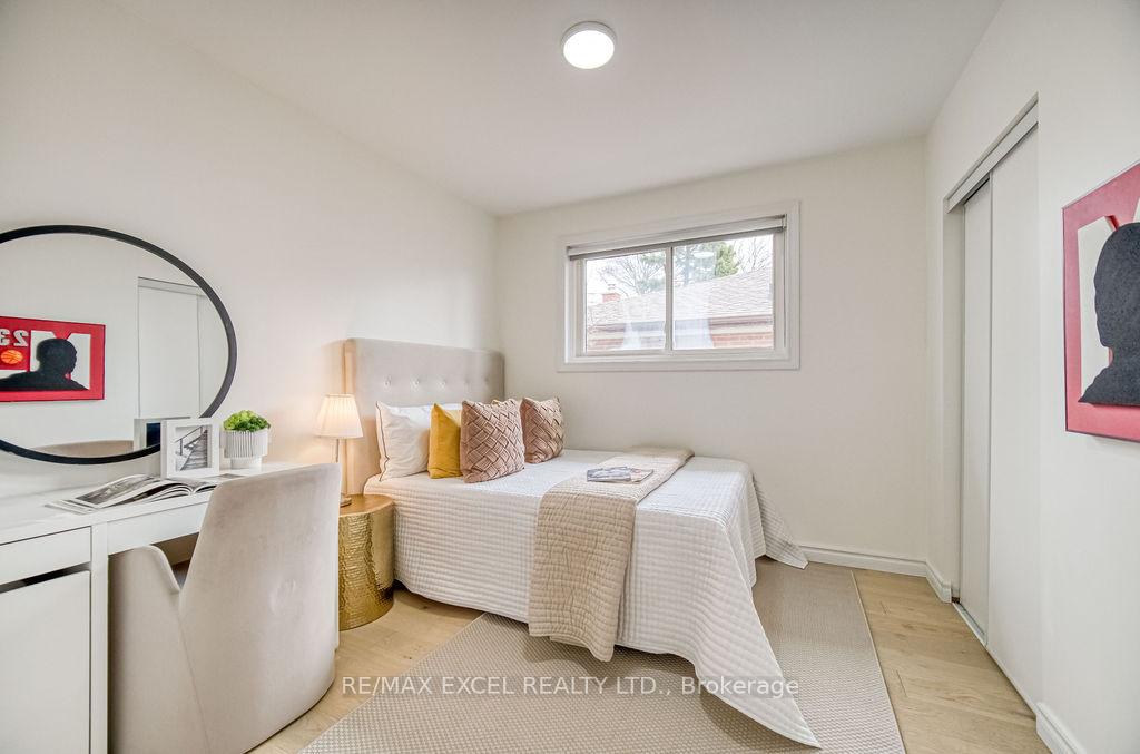 Photo 26 of 5 Lakevista Avenue, Markham, Bullock — HOMEH