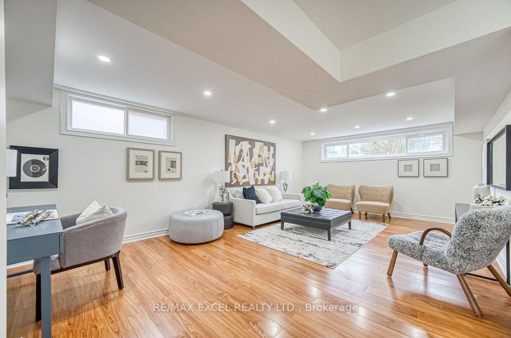 Photo 31 of 5 Lakevista Avenue, Markham, Bullock — HOMEH