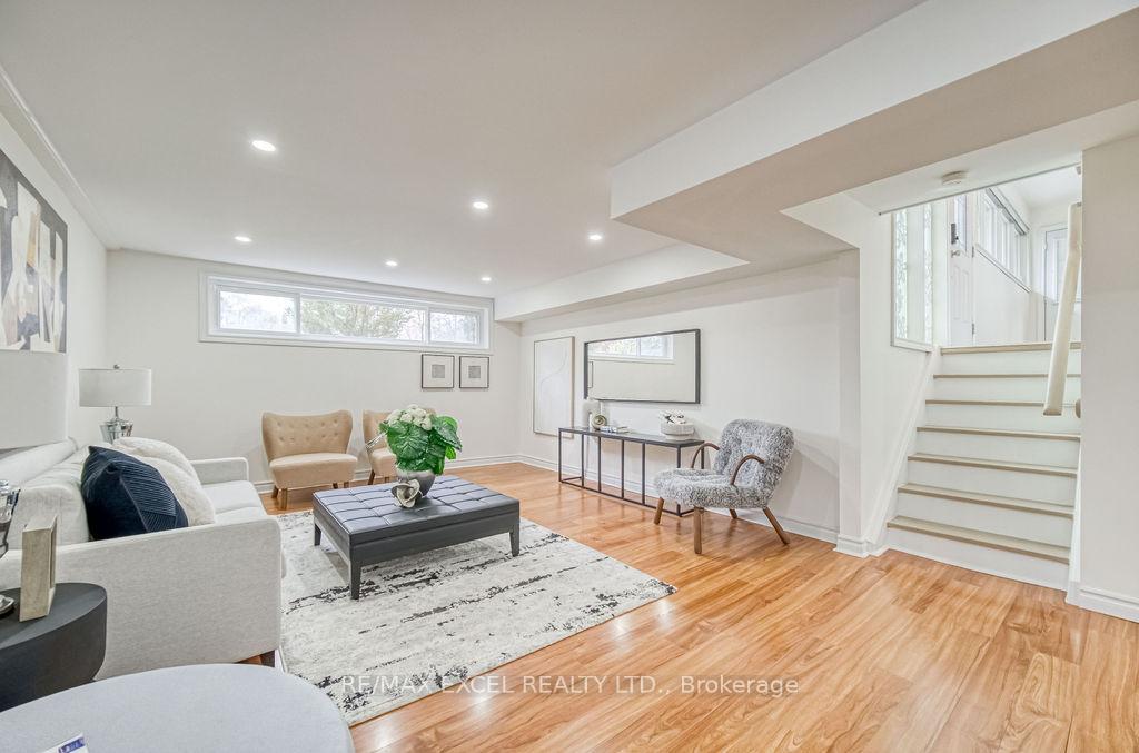 Photo 33 of 5 Lakevista Avenue, Markham, Bullock — HOMEH