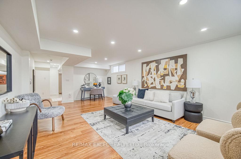 Photo 35 of 5 Lakevista Avenue, Markham, Bullock — HOMEH