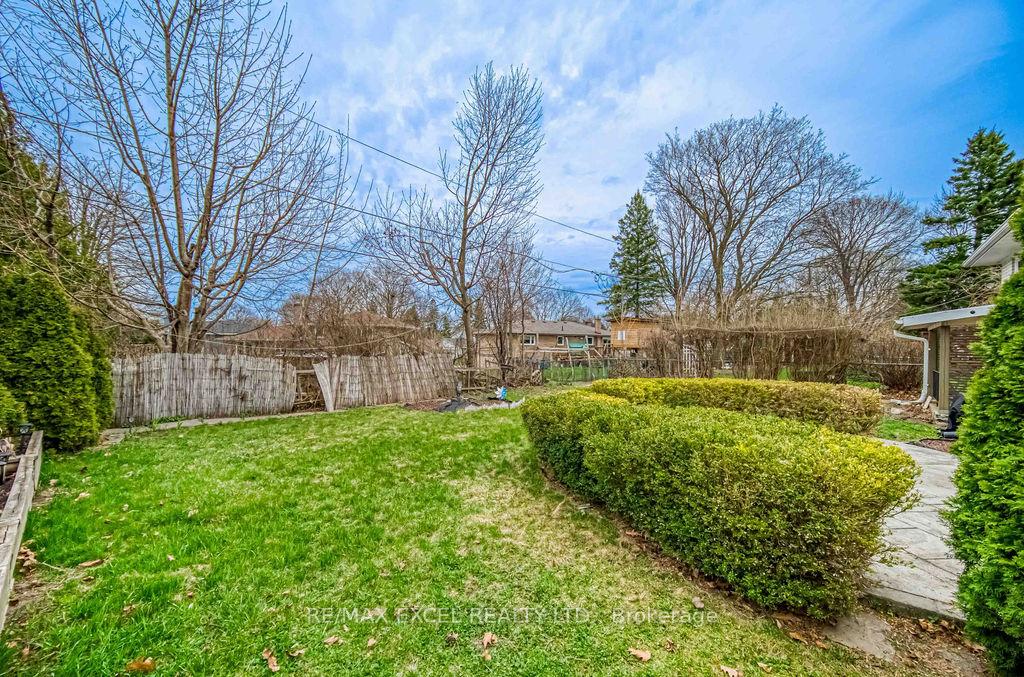 Photo 40 of 5 Lakevista Avenue, Markham, Bullock — HOMEH